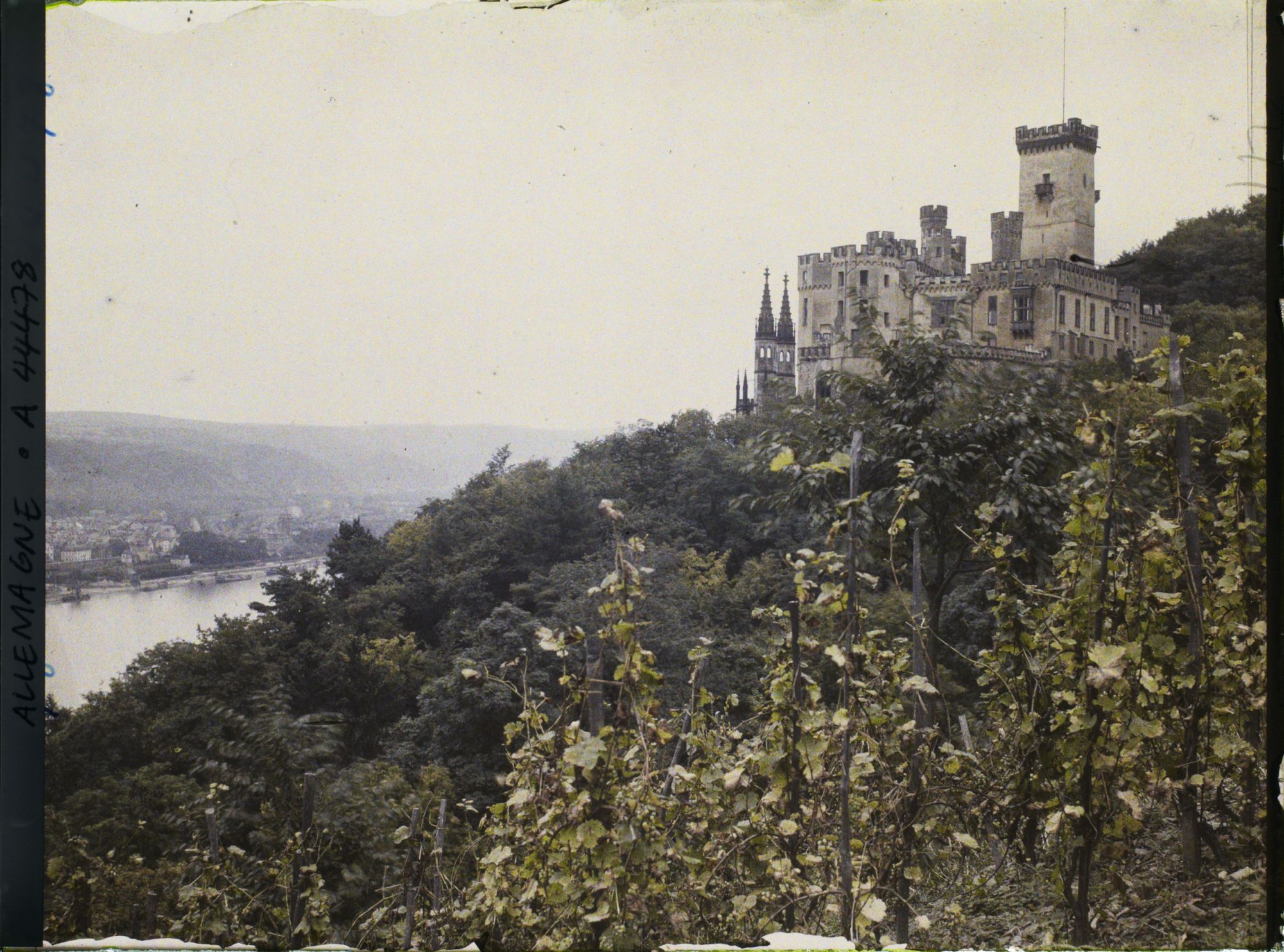 Image représentant Allemagne, Capellen, Le Stolzenfels autre aspect