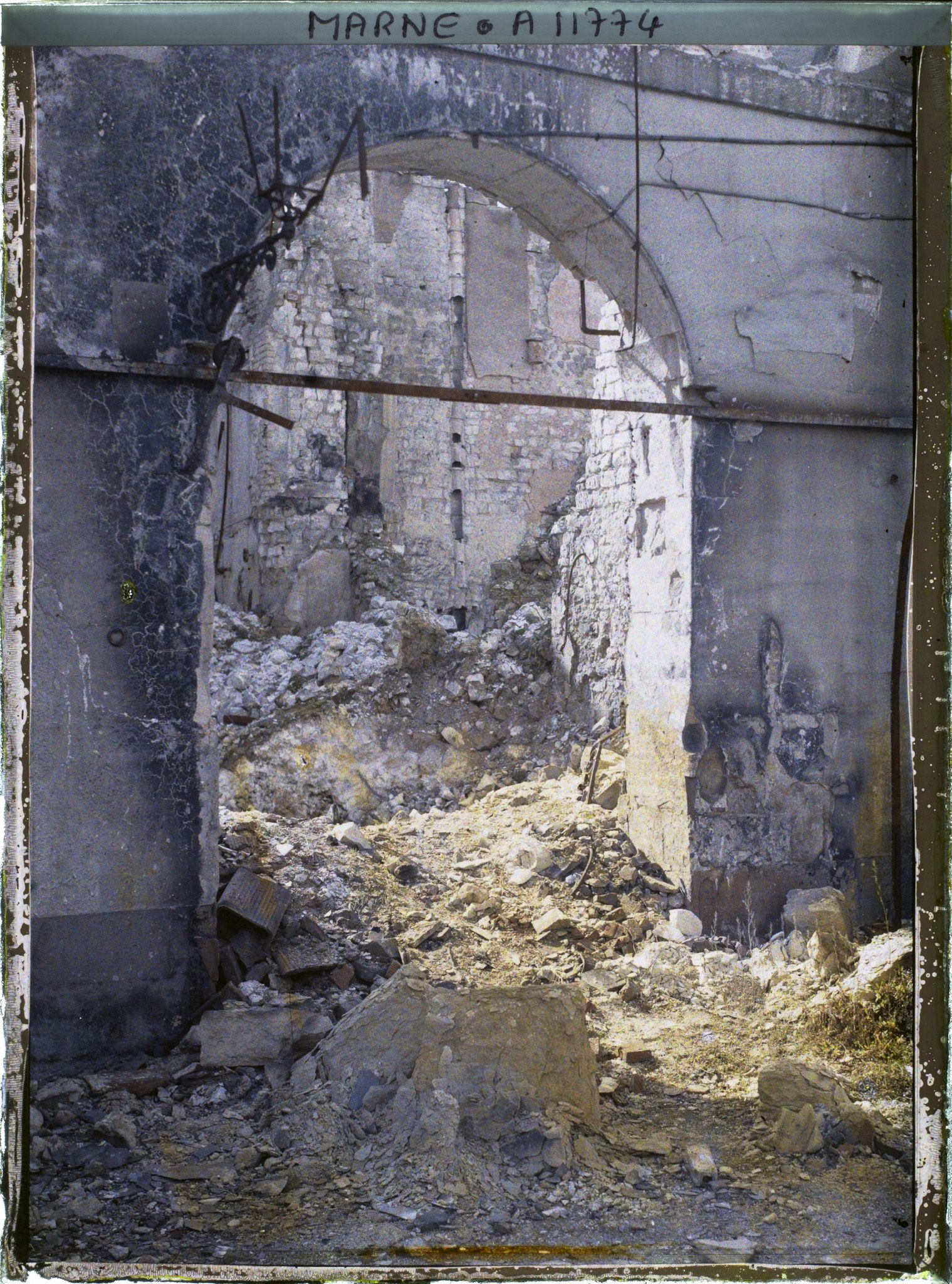 Image représentant France, Reims, Intérieur Rue Eug. Desteuque