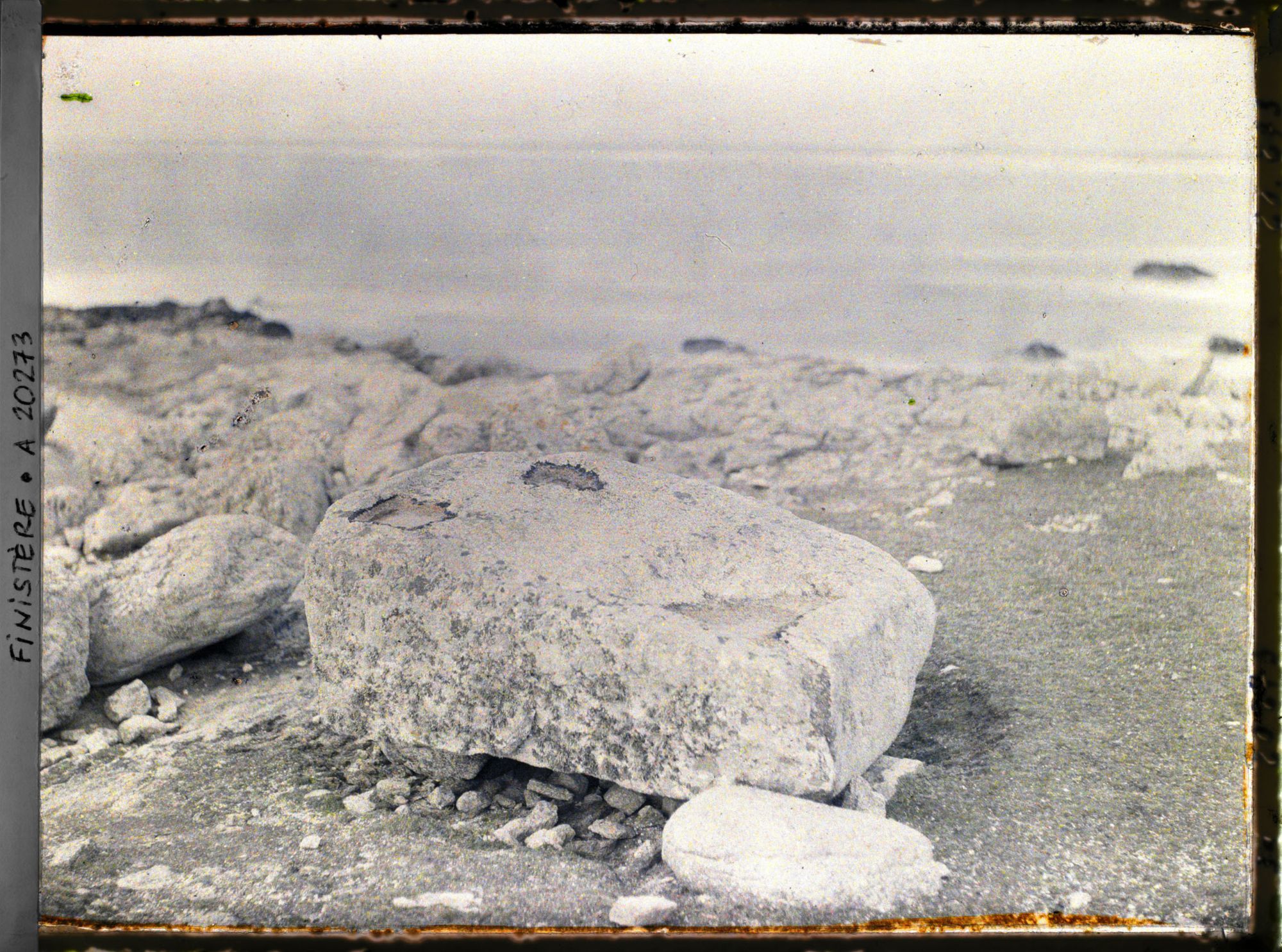 Image représentant Pierre creusée néolithique (?)