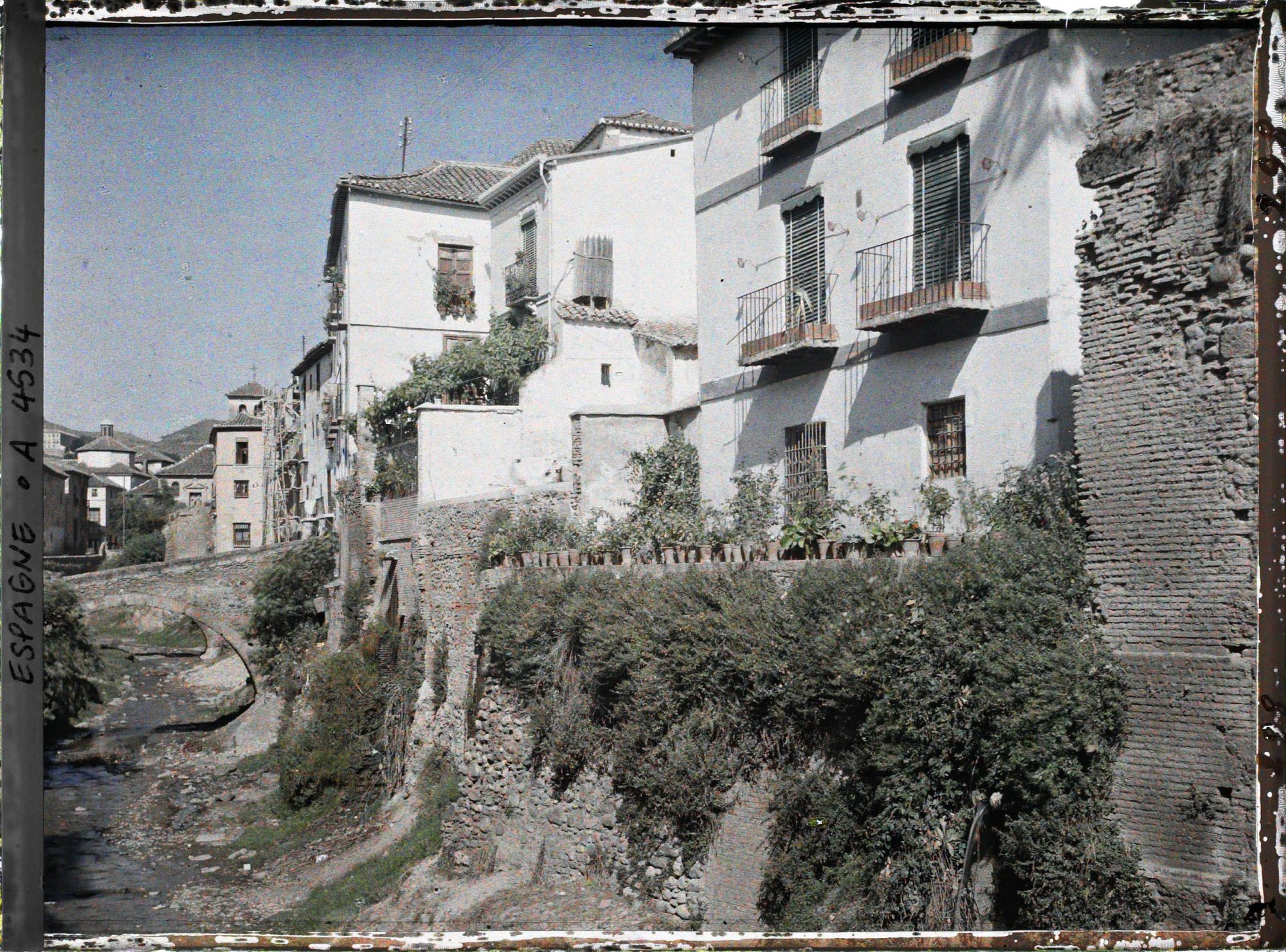 Image représentant Vieux quartier de l'Albaicin au bord du Darro