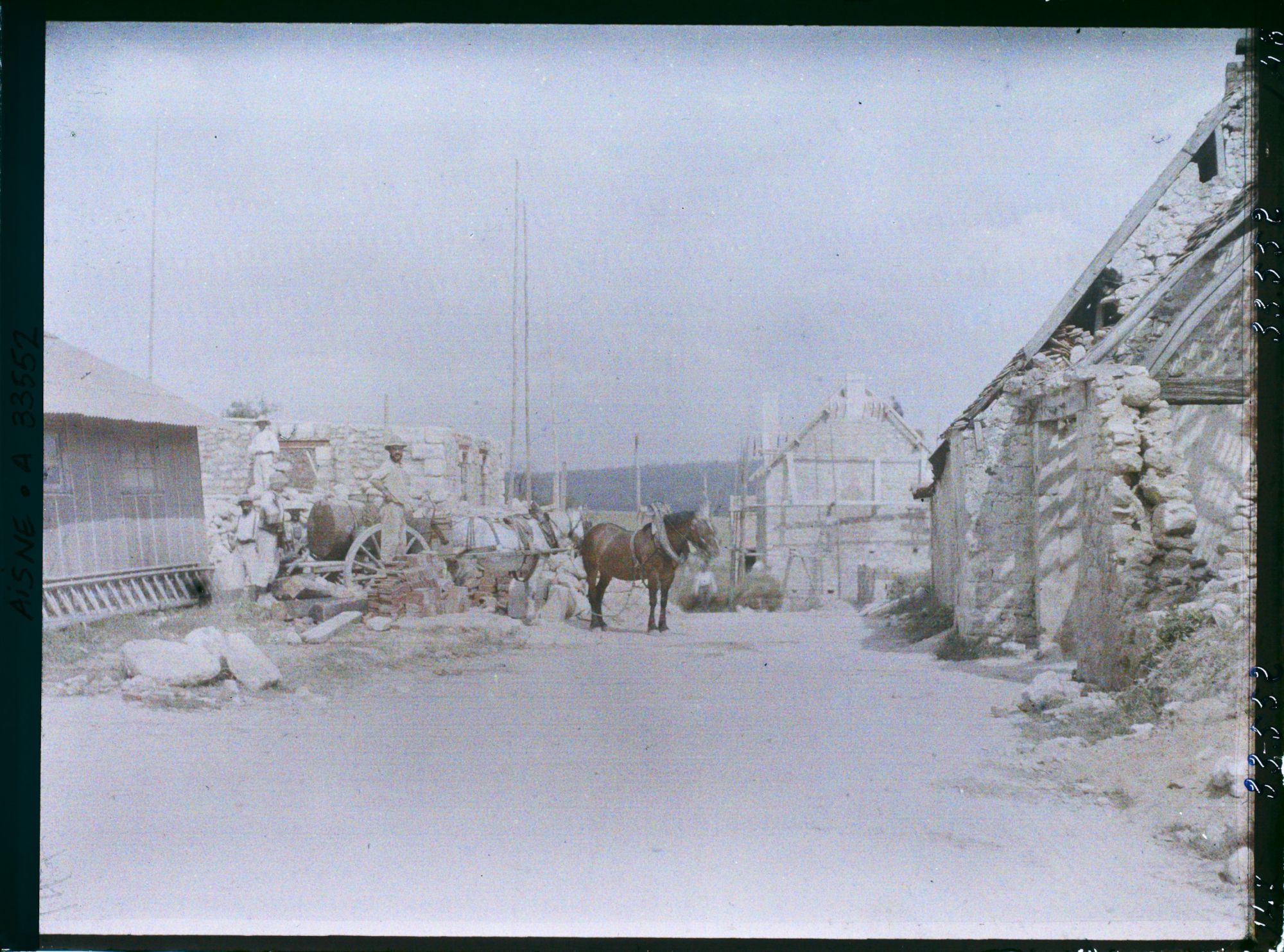 Image représentant France, Jumigny, Scène de reconstruction