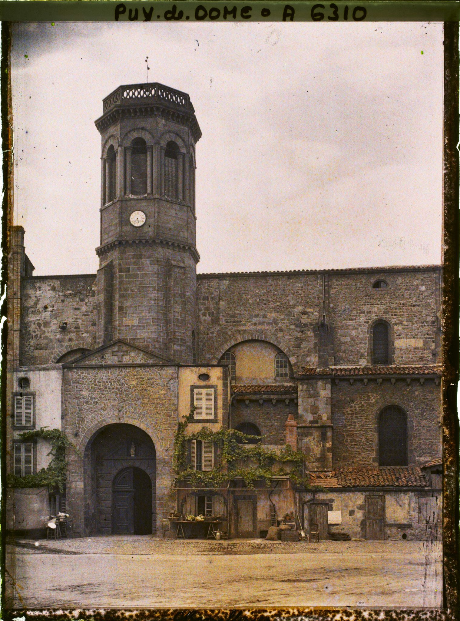 Image représentant L'Eglise