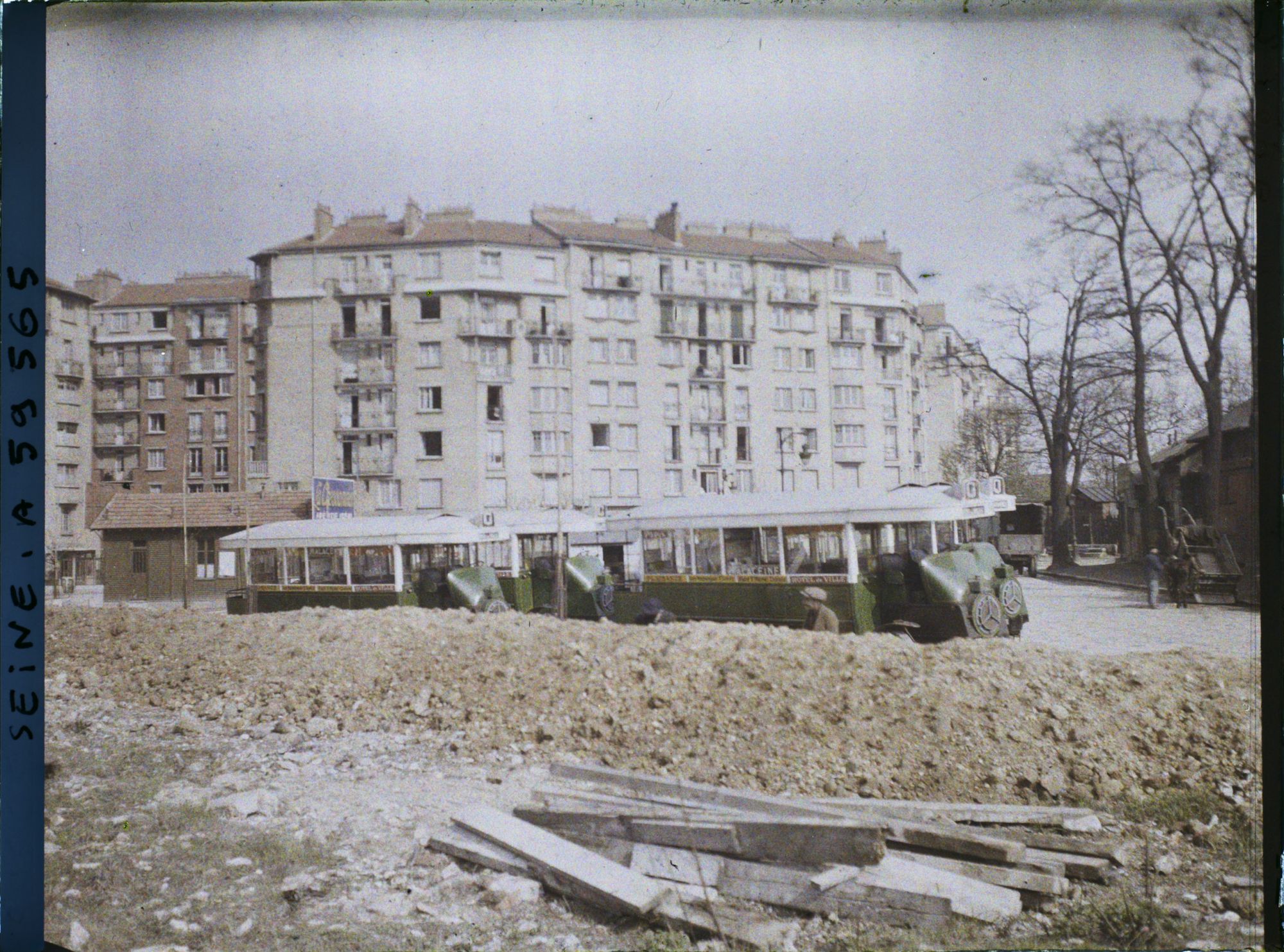 Image représentant Construction d'immeuble sur l'emplacement des anciennes fortifications, place de la porte de Vanves