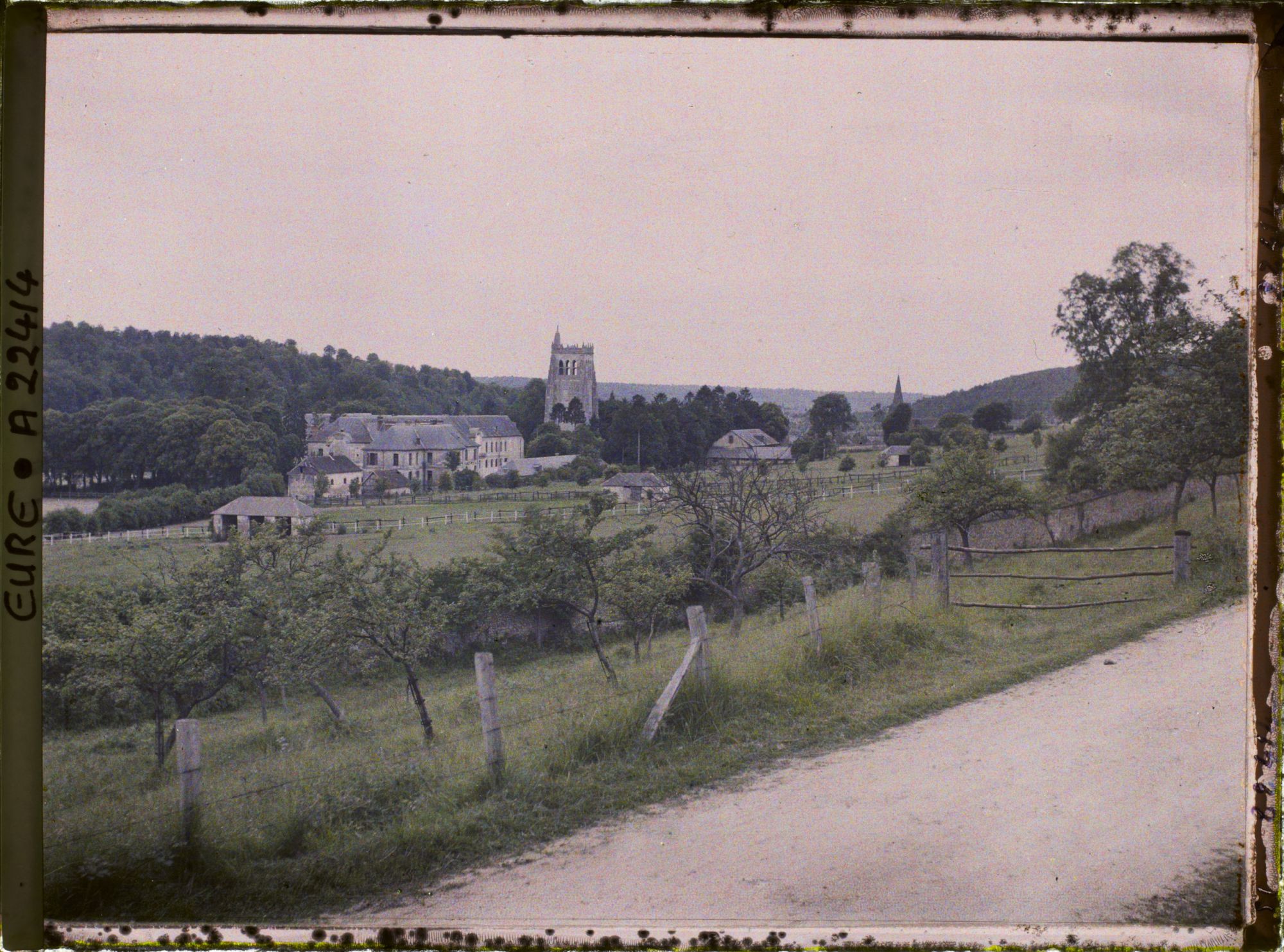 Image représentant Vue d'ensemble du village vers le nord-ouest