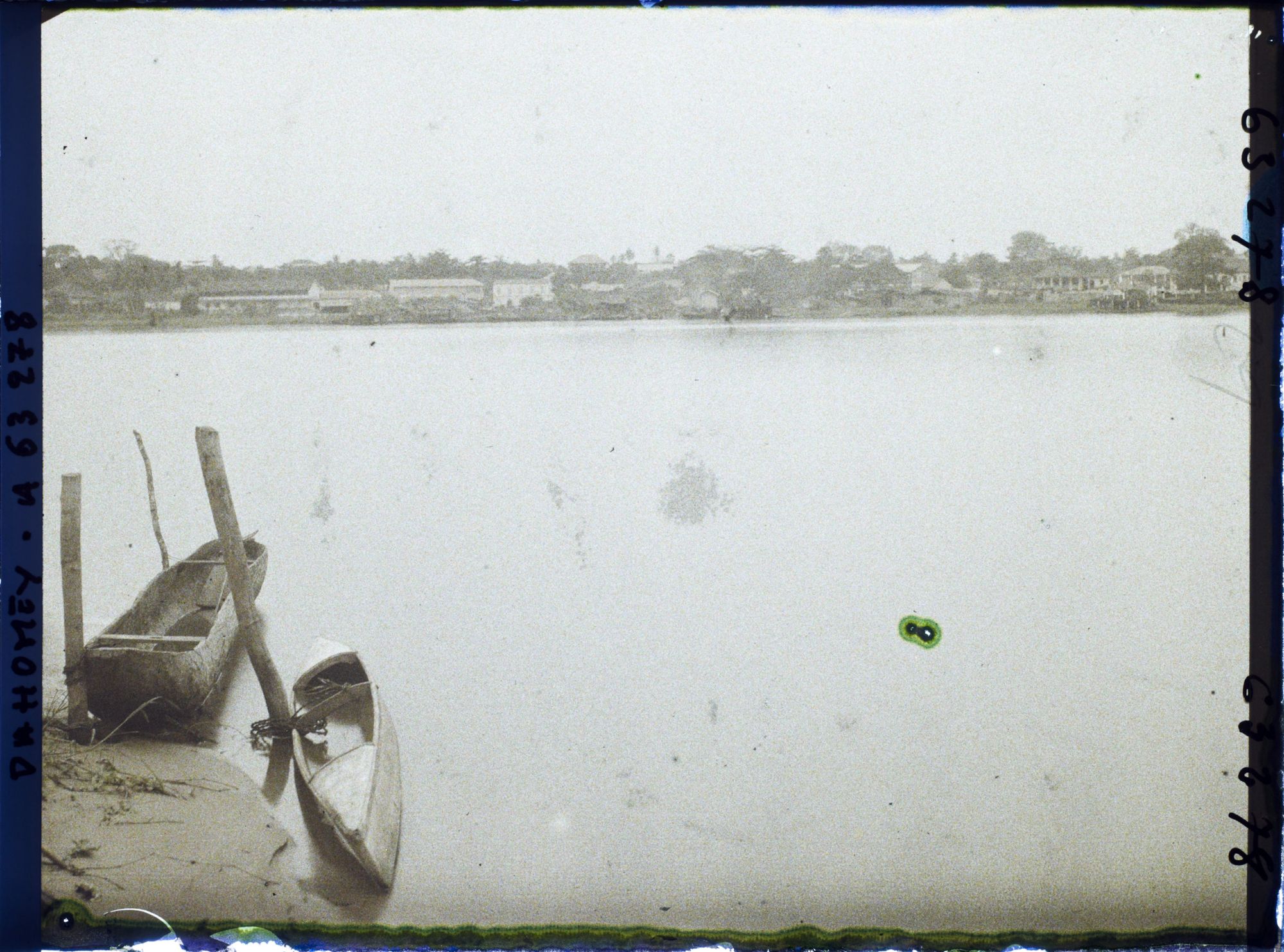 Image représentant La ville vue de la lagune