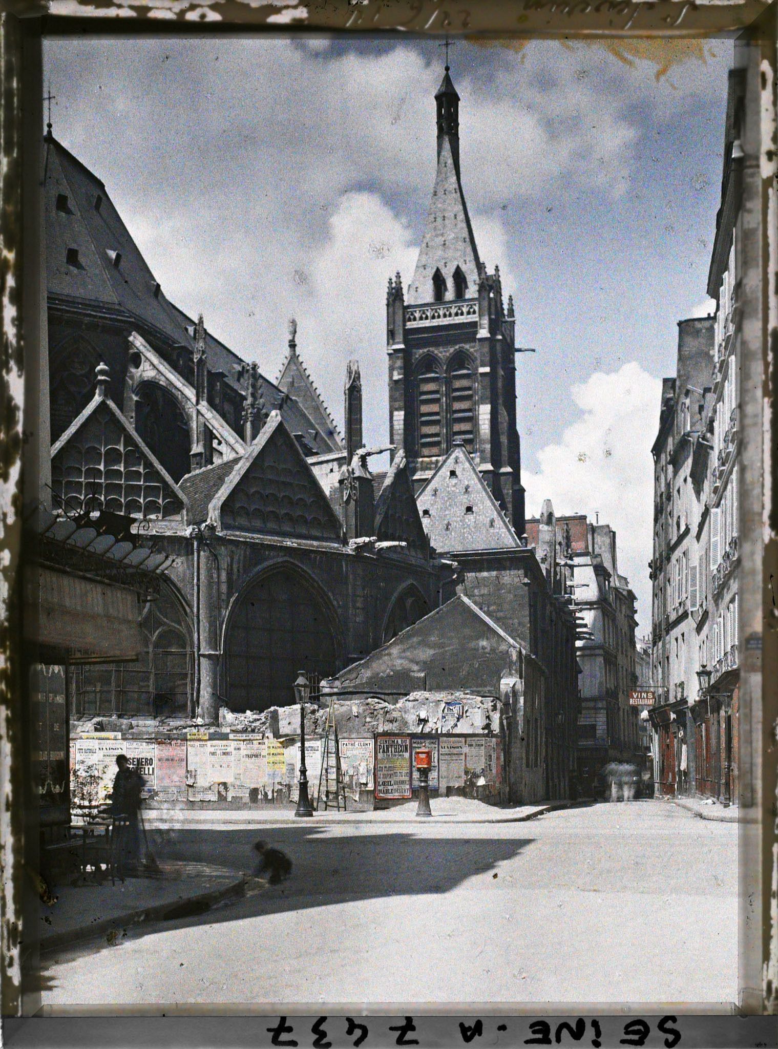 Image représentant L'église Saint-Séverin, croisement de la rue Saint-Jacques