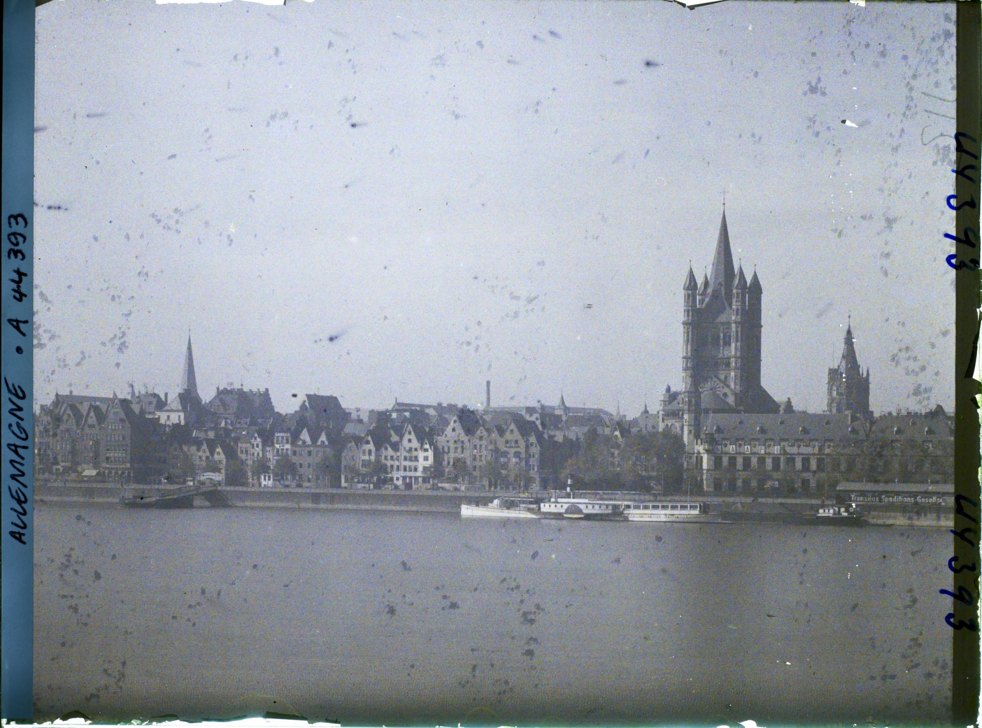 Image représentant Les quais vers le Grand Saint Martin