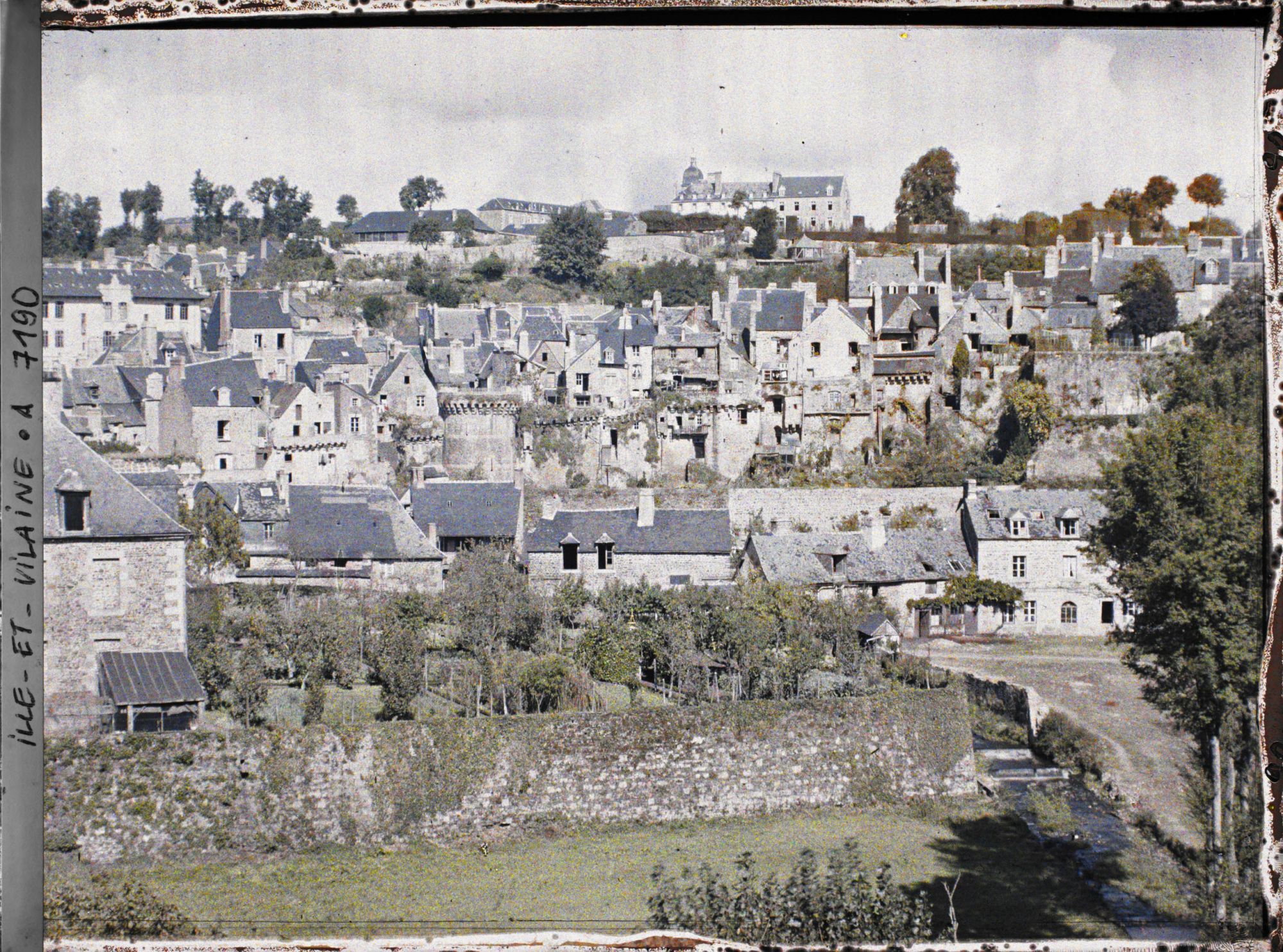 Image représentant Vieux quartiers construits à l'intérieur des remparts