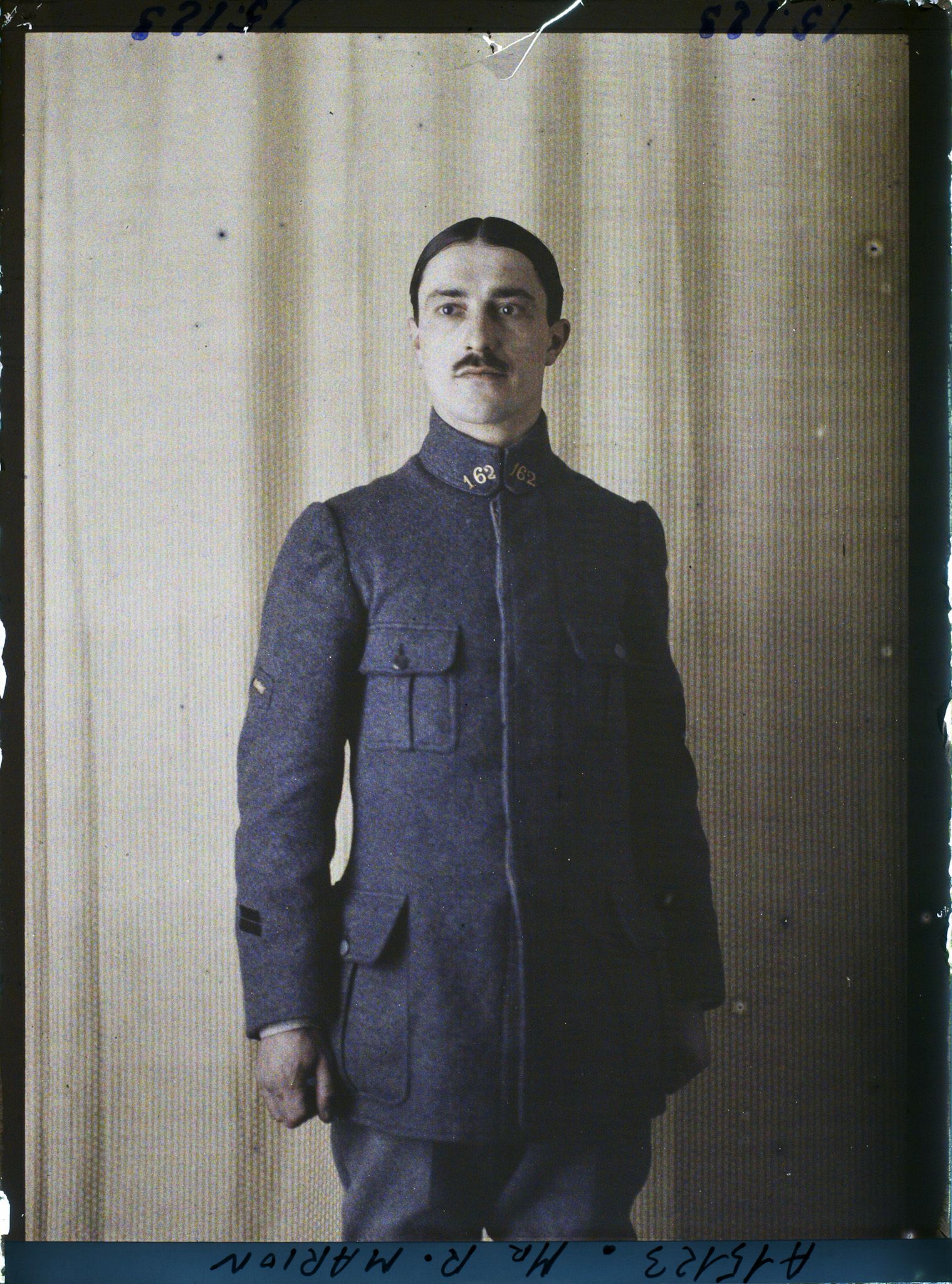 Image représentant Monsieur  https://musee-albert-kahn.s-museum.fr/home/NWQ2OTAwYzNmYjZlZTk1ZWQwODJmMjY4L2dlbmVyaWMtbm90aWNlLXRhYi9hdXRob3JpdHkvNjE3YTc5ZjVjZjhiODk2OGIzMzM3ZDIx/5d6900c3fb6ee95ed082f268/generic-notice-tab/authority/617a79ebcf8b8968b3337342 R. Marion