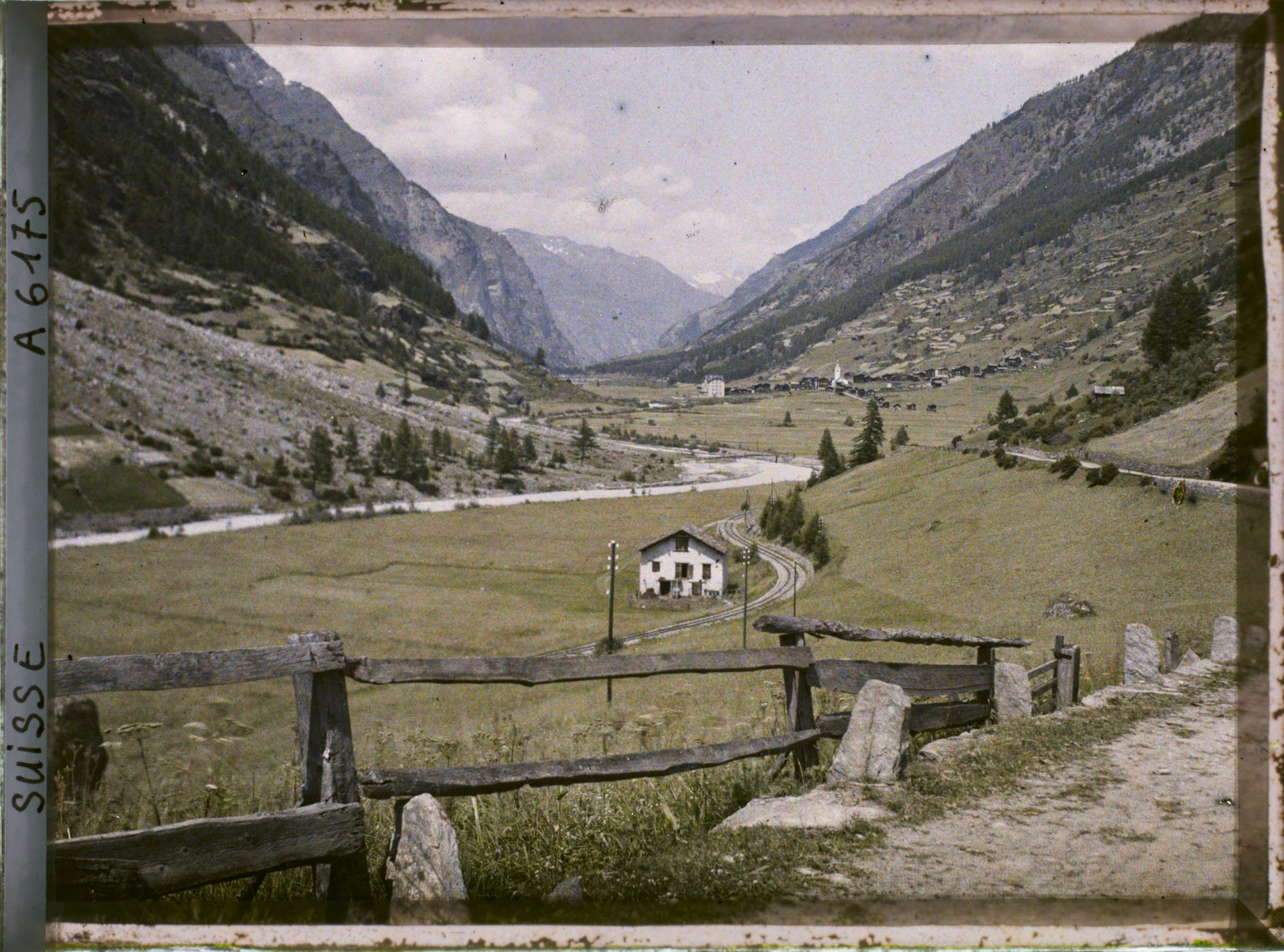 Image représentant Panorama de la vallée de la Viège et de Saint-Nicolas
