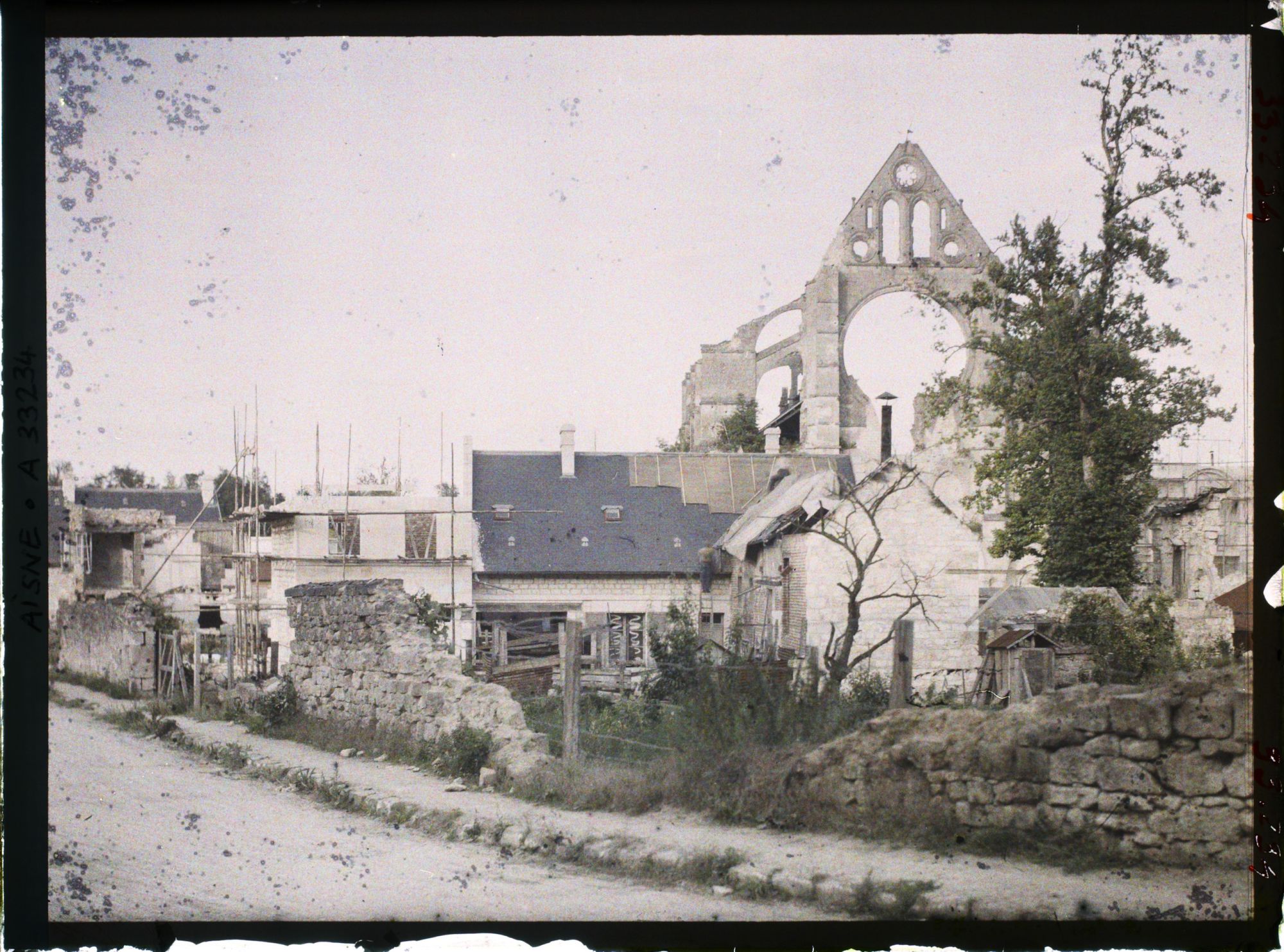 Image représentant France, Longpont, Construction à Lonpont