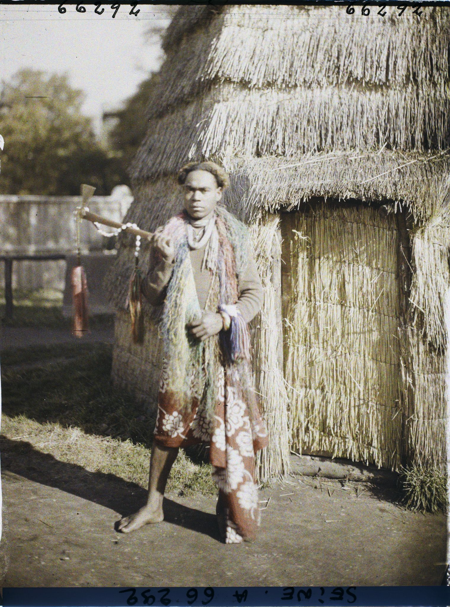Image représentant L'Exposition Coloniale Internationale de 1931, un homme kanak