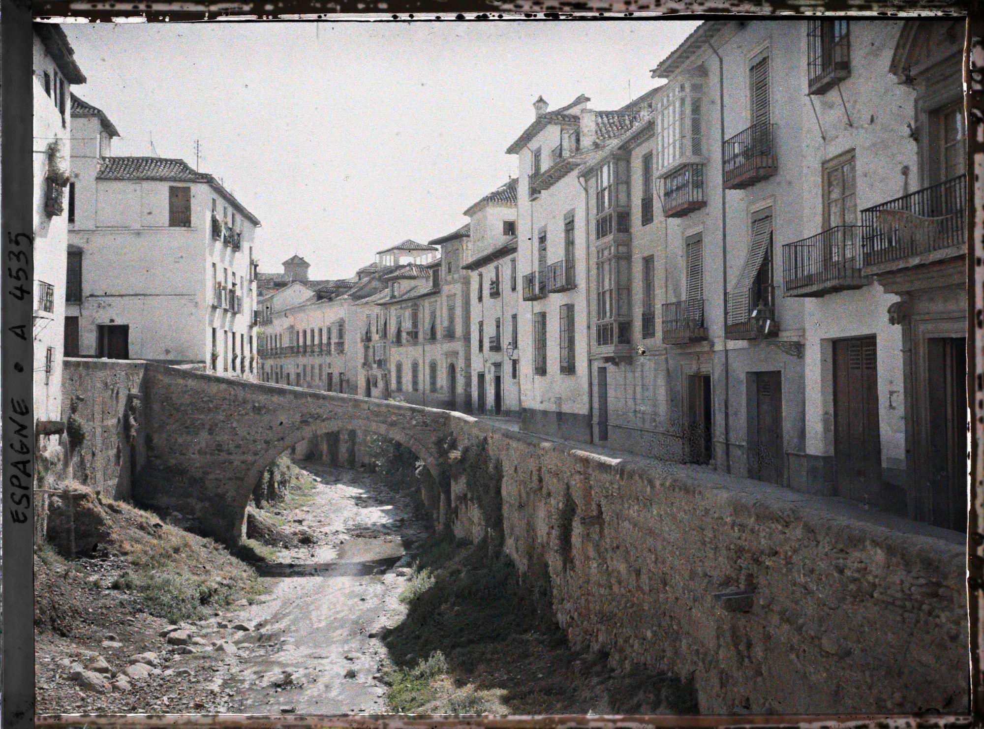 Image représentant Vieux quartier de l'Albaicin au bord du Darro
