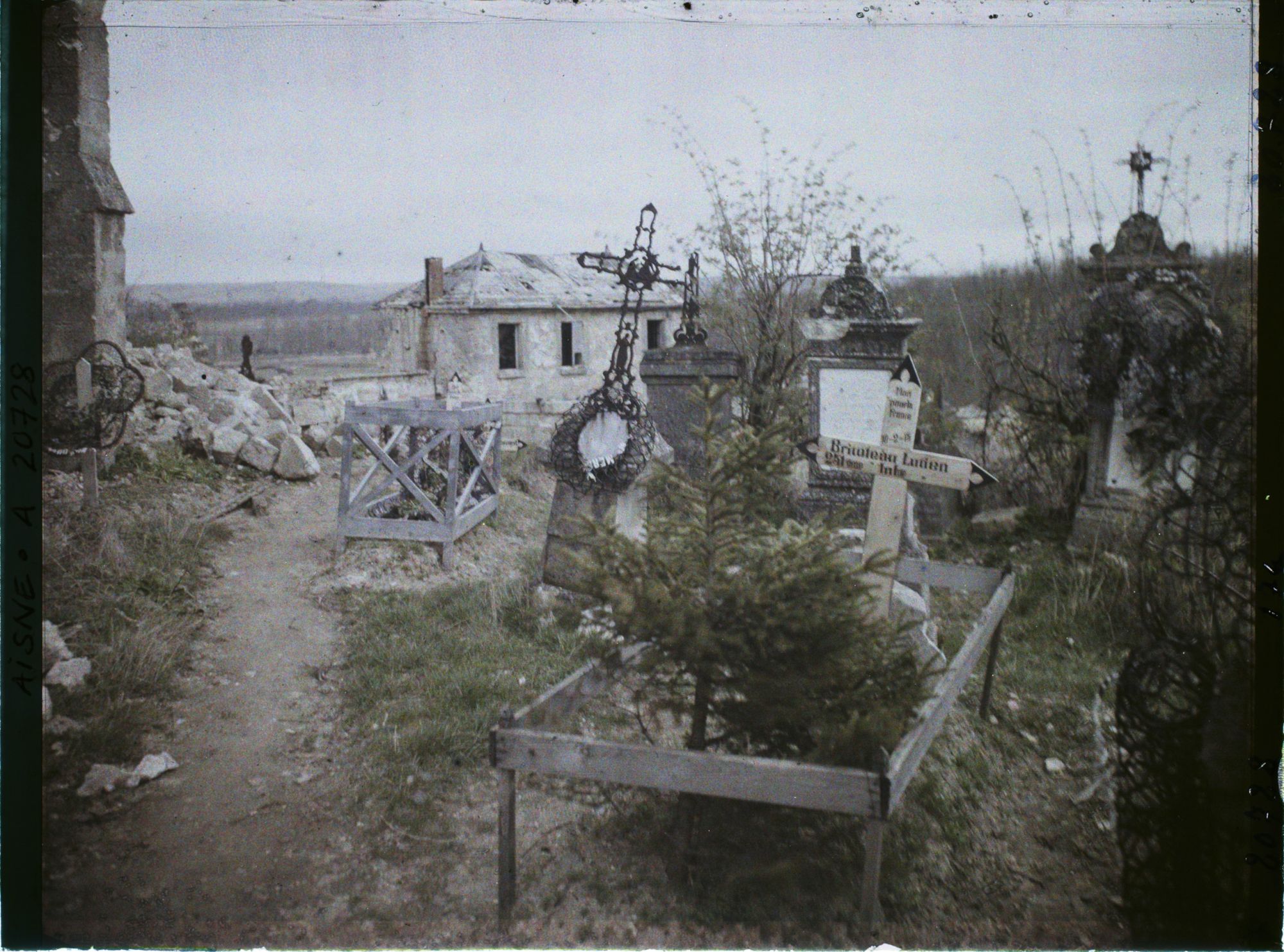 Image représentant France, St Mard, Coin de Cimetière