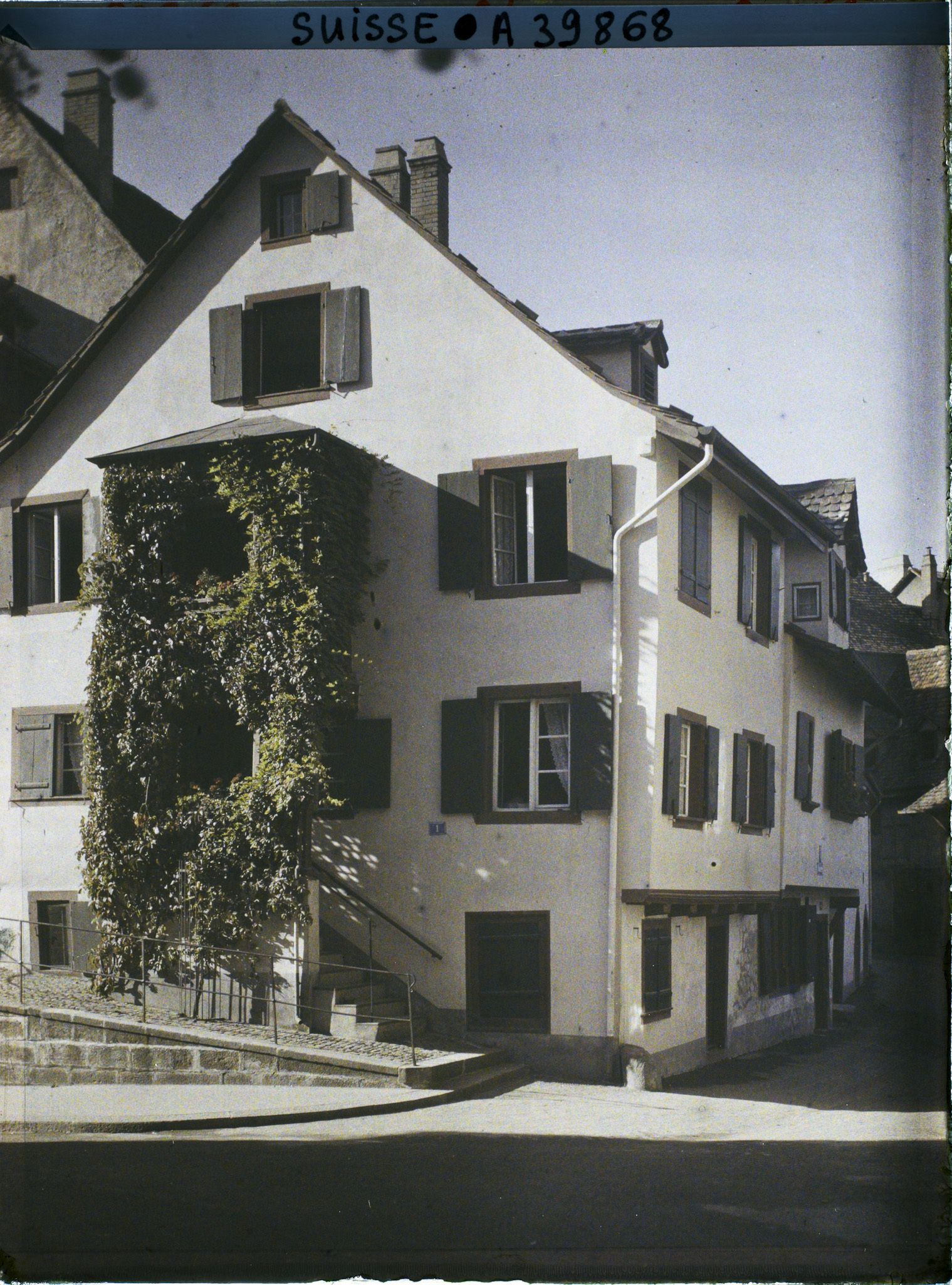 Image représentant Maisons aux abords de l'église Saint-Léonard