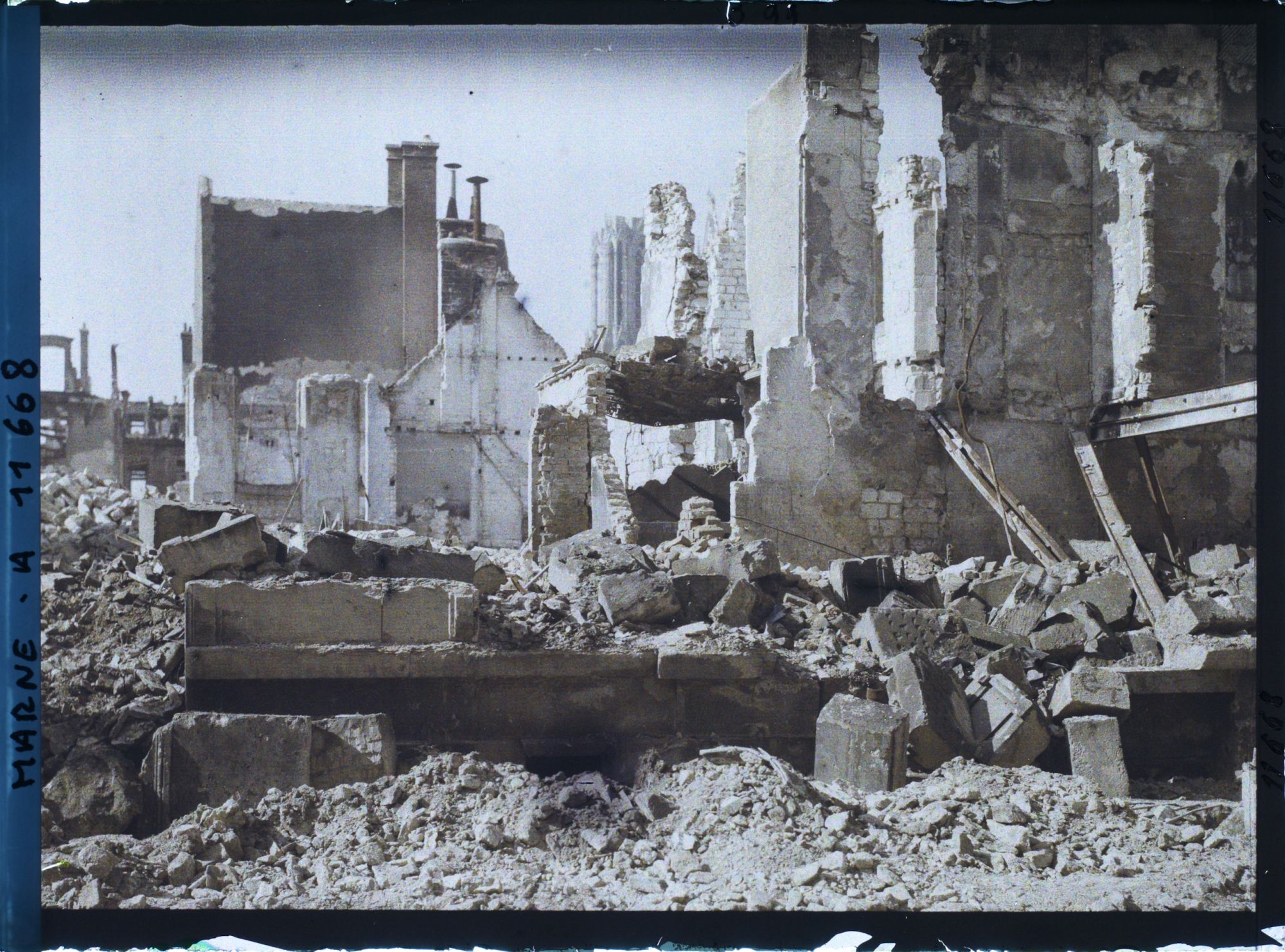 Image représentant France, Reims, Rue St Symphorien