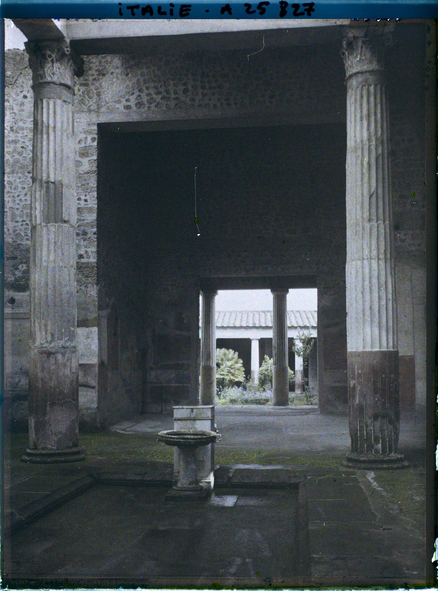 Image représentant Péristyle de la maison des noces d'argent