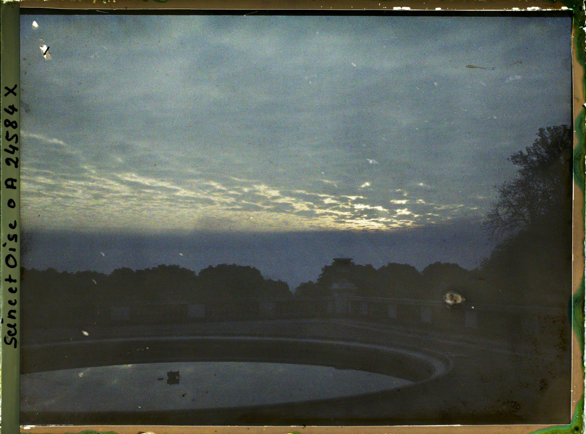 Image représentant Lever de soleil dans le parc