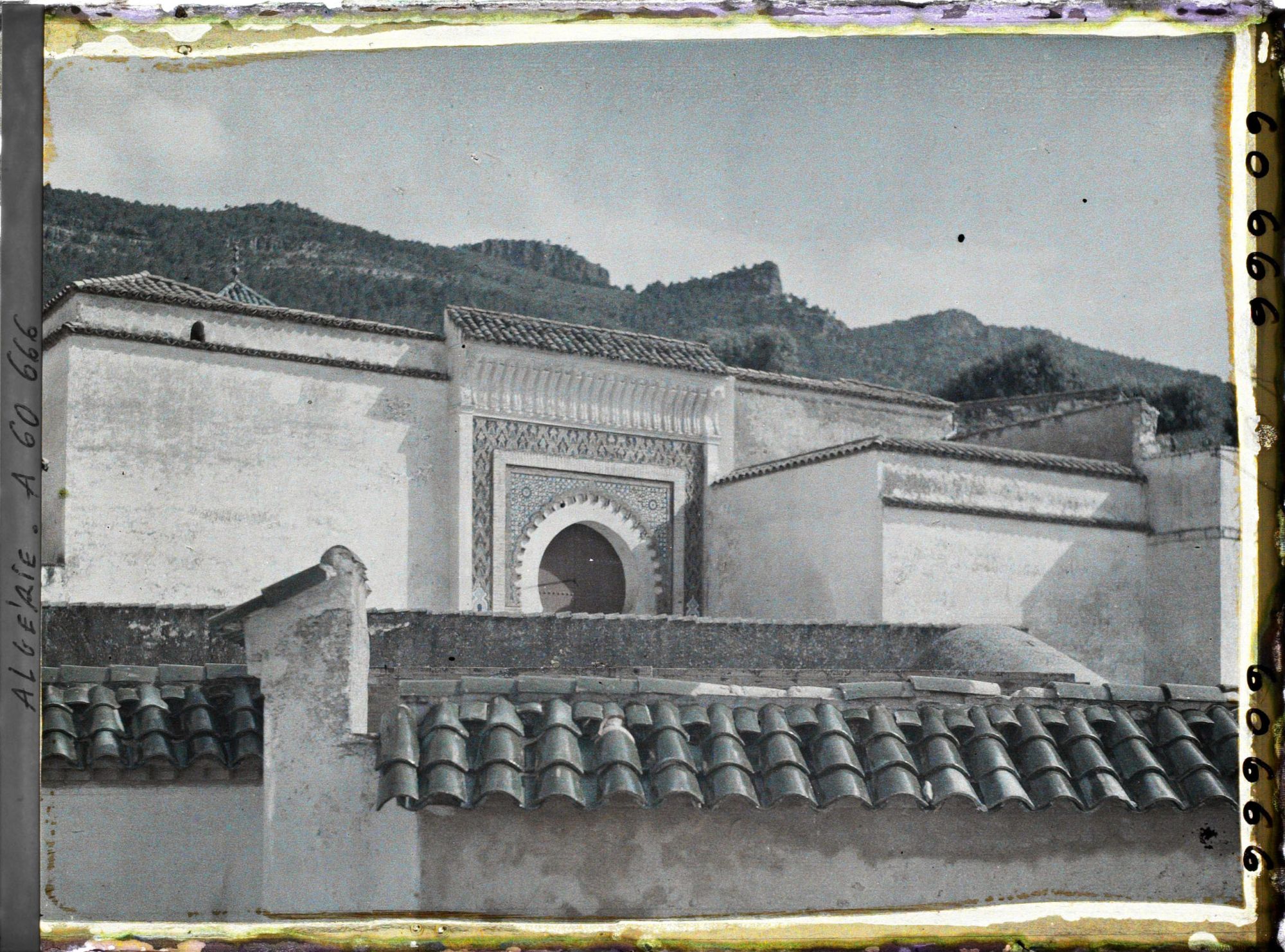 Image représentant La médersa de Sidi Bou Medine