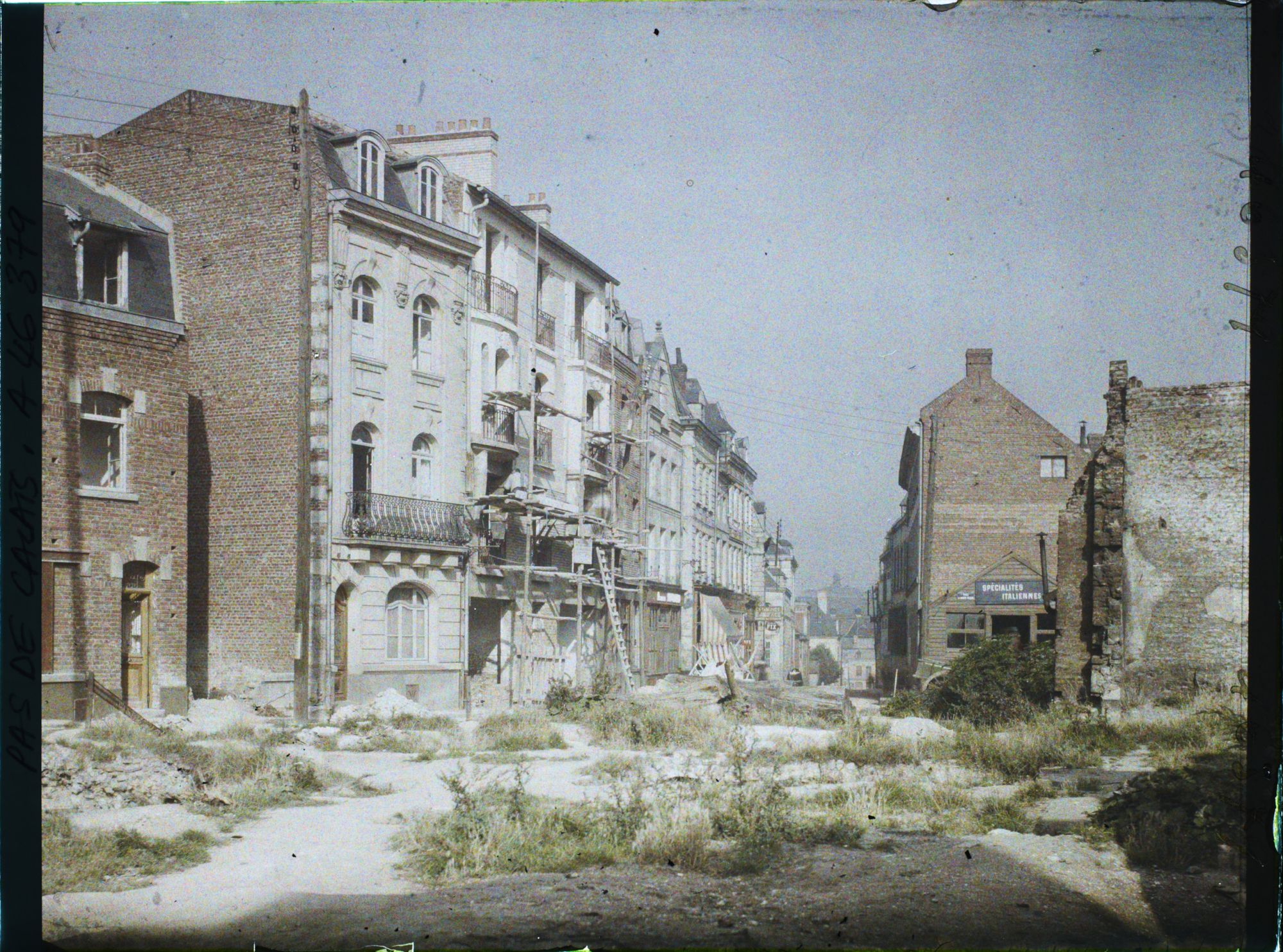 Image représentant France, Arras, Reconstructions rue de la Madeleine