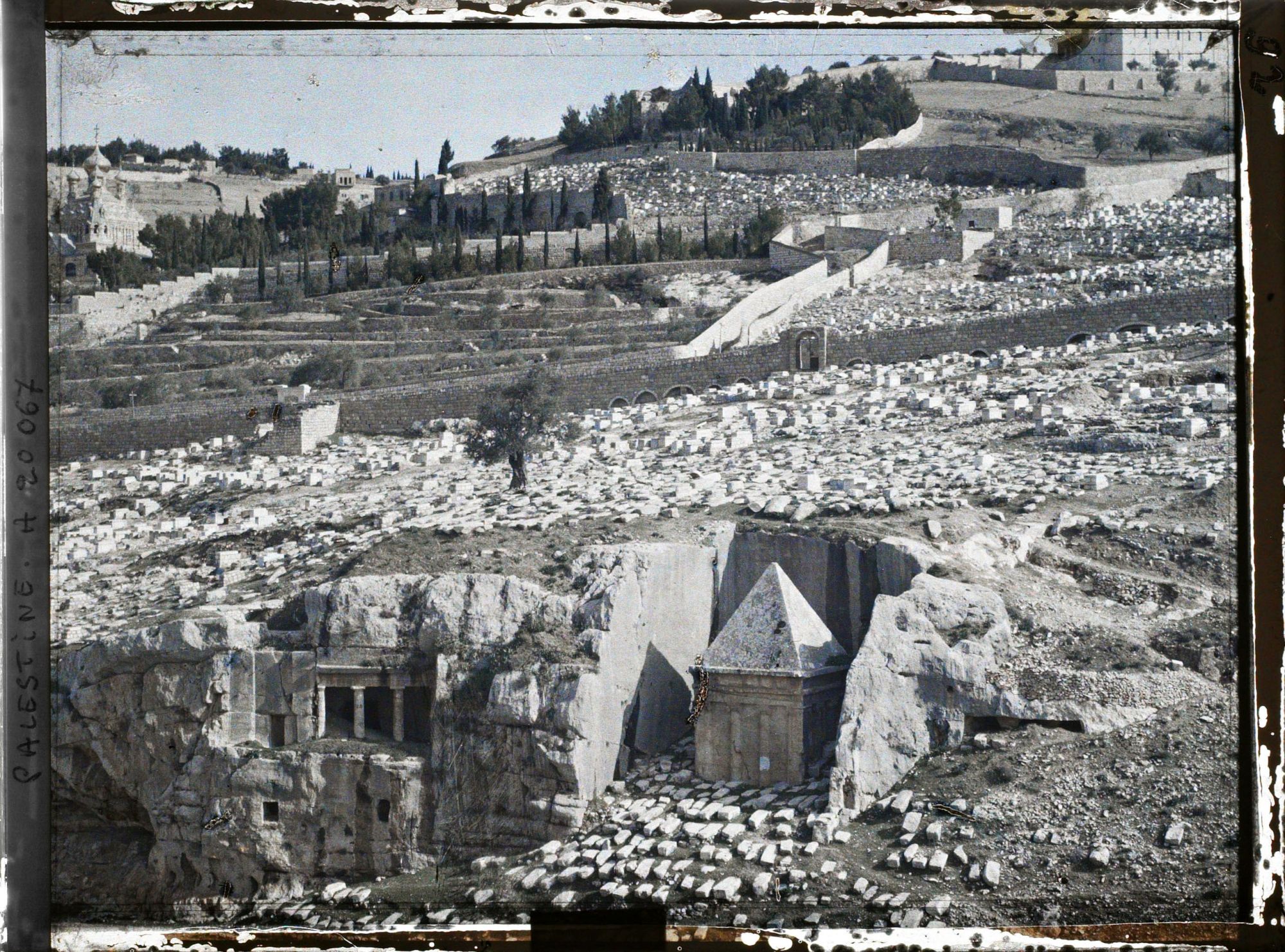 Image représentant Tombeaux dits de Saint Jacques et de Zacharie