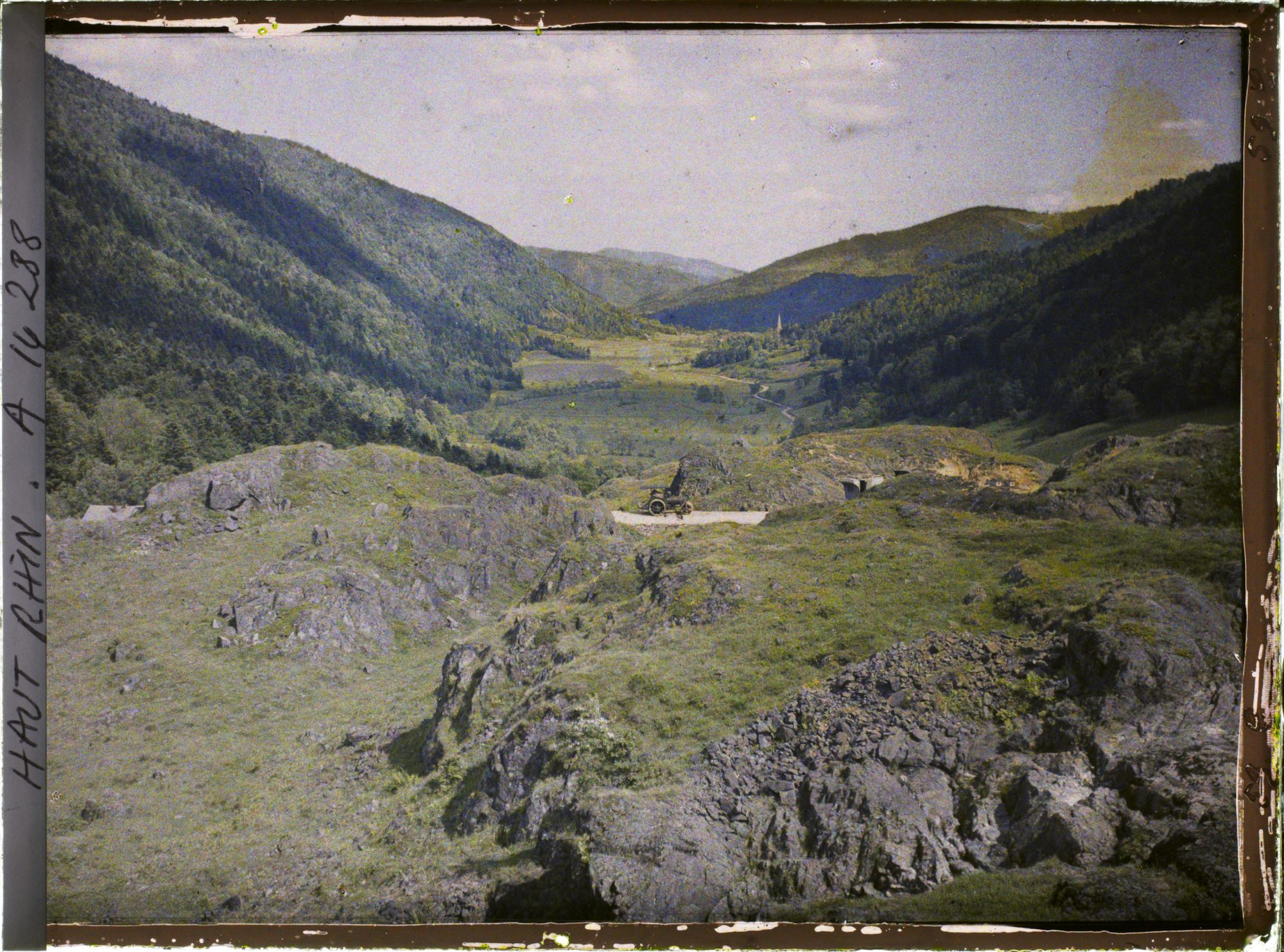 Image représentant Alsace, Vallée de Sewen, Vue de la Vallée de Sewen prise de l'Holfeld vers Sewen