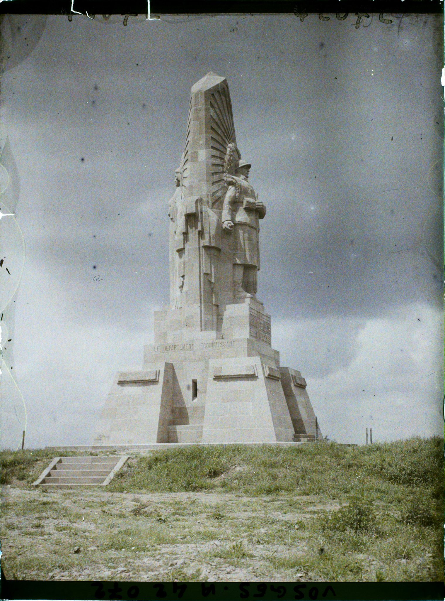 Image représentant France, Le Ban de Sapt Launois, Le Mt aux Défenseurs des Vosges