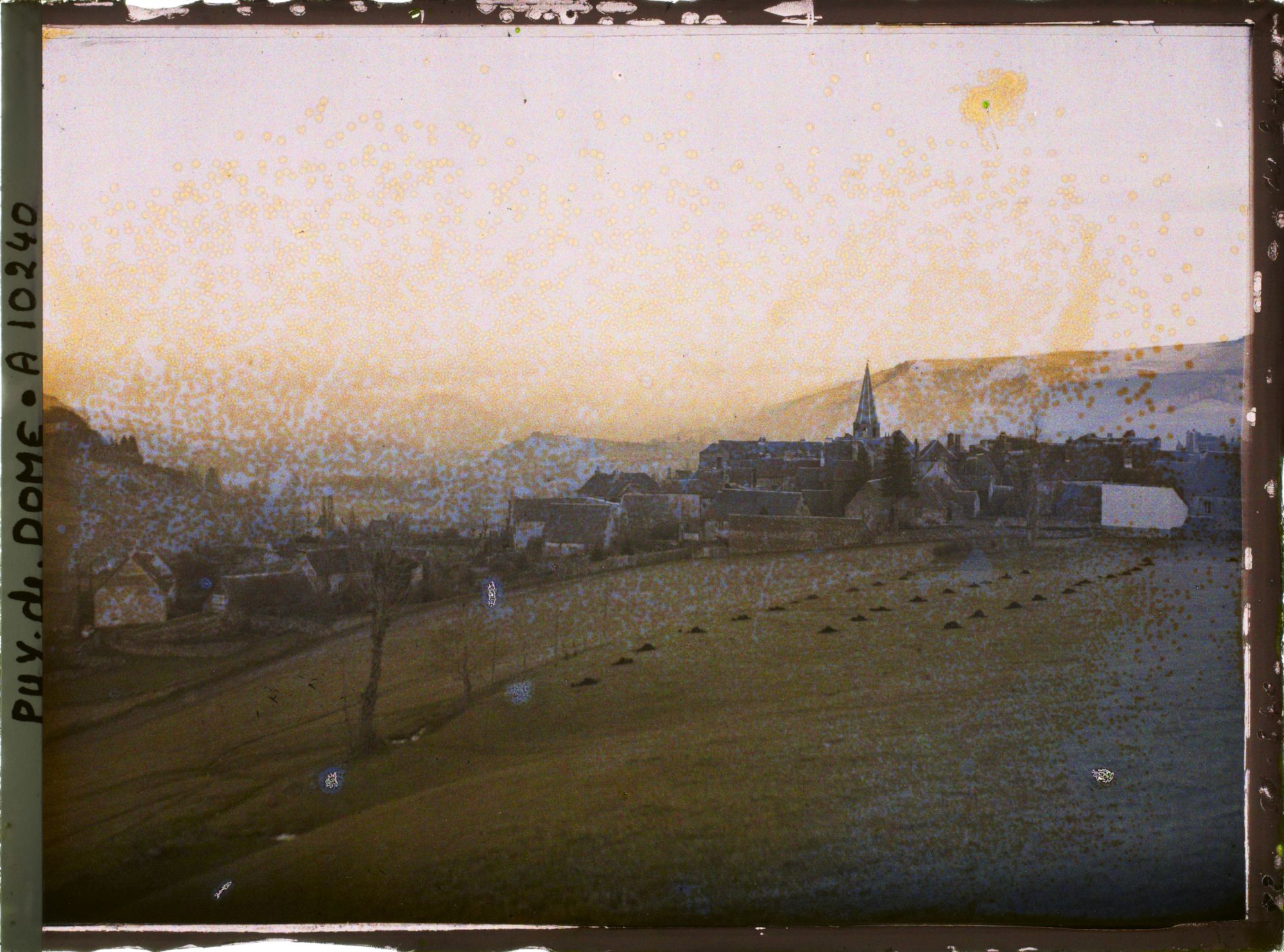 Image représentant France, Besse, Besse après le Coucher du Soleil