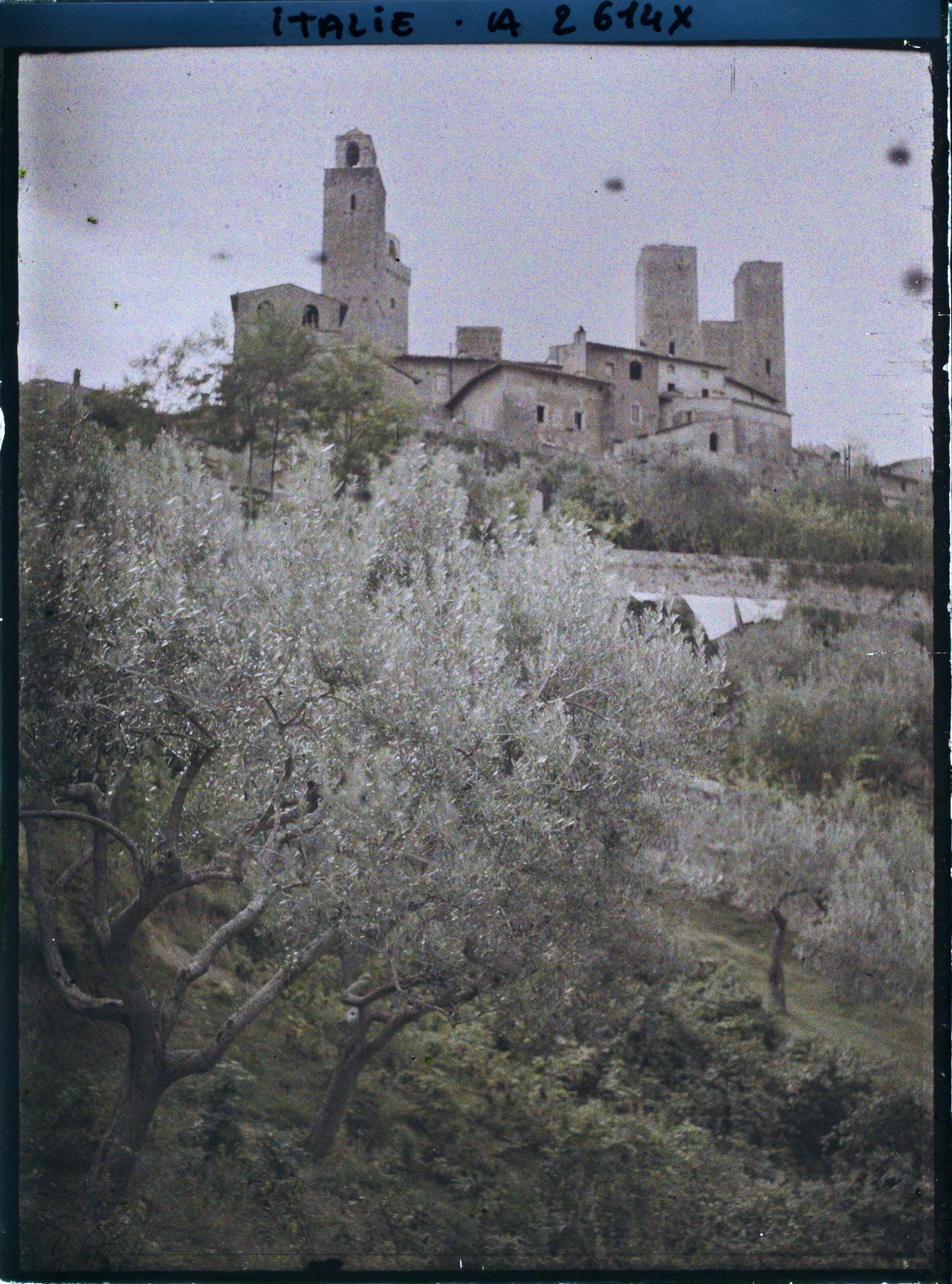 Image représentant Vue en contrebas de la ville