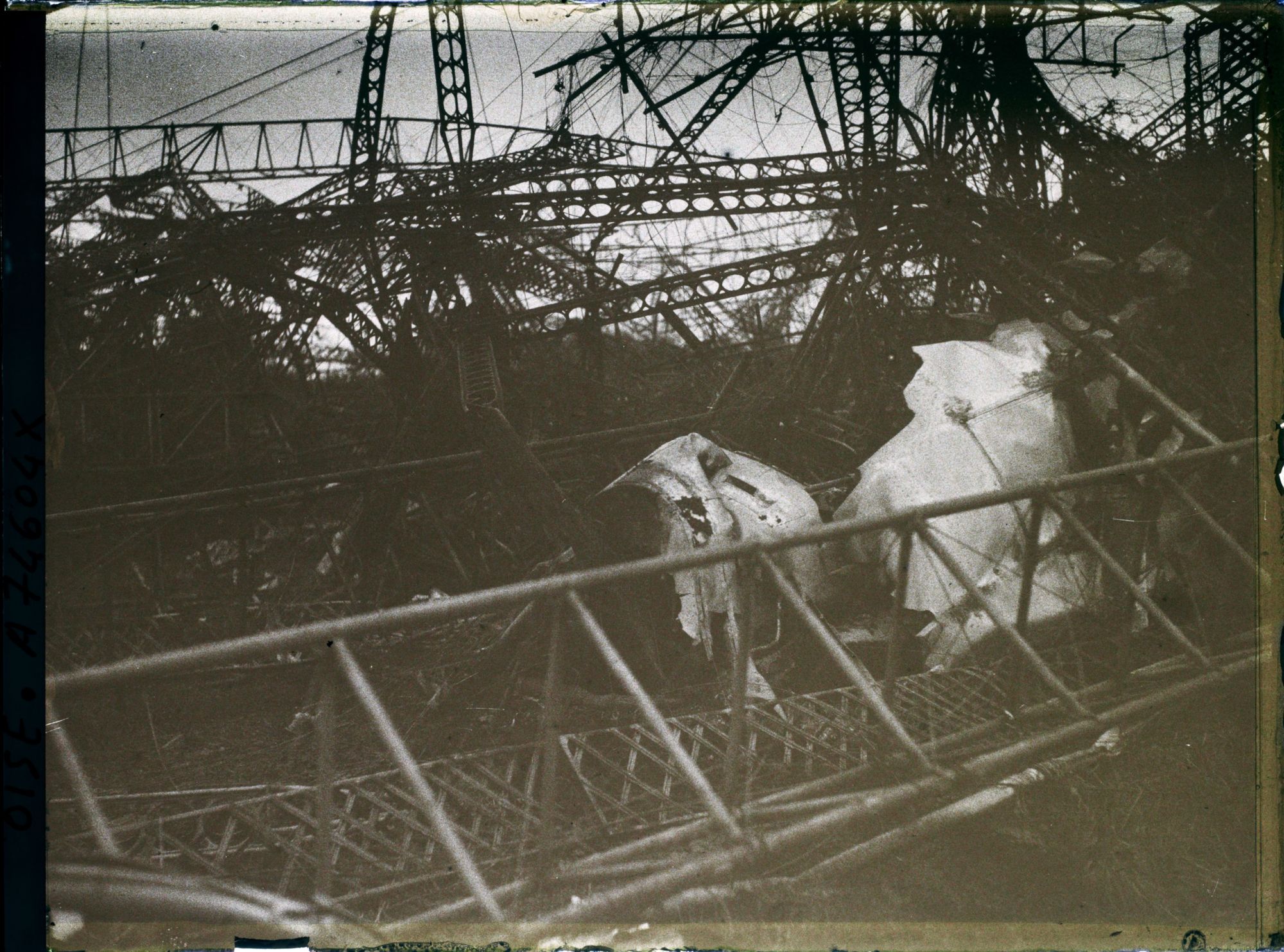 Image représentant Restes du dirigeable ?