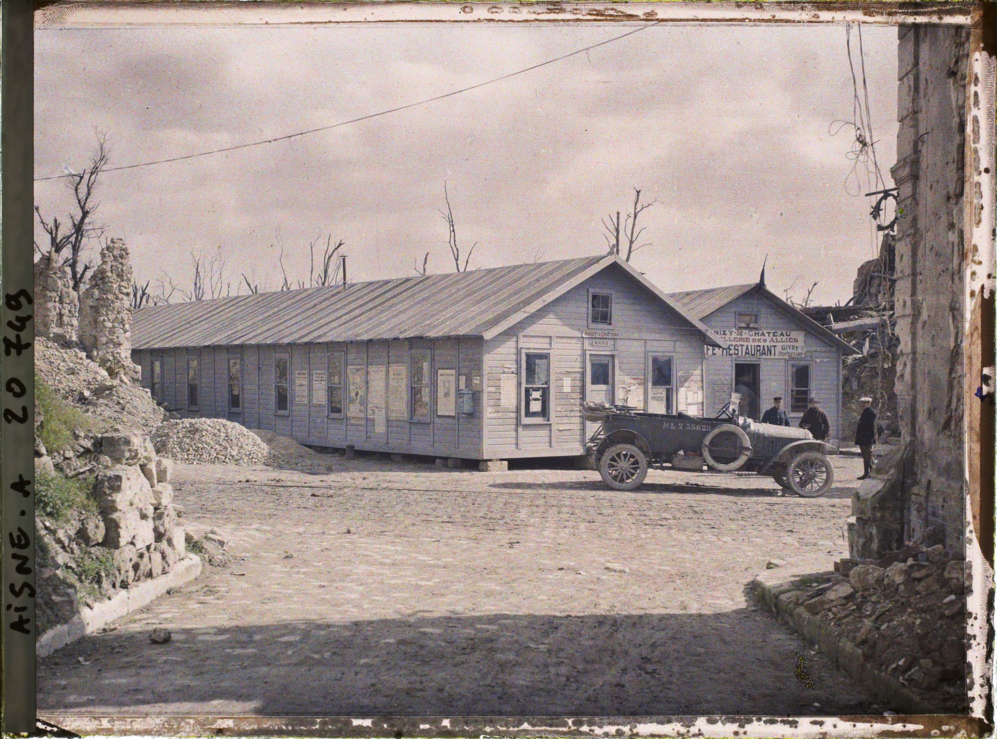 Image représentant France, Anizy-Simon, La mairie et un restaurant