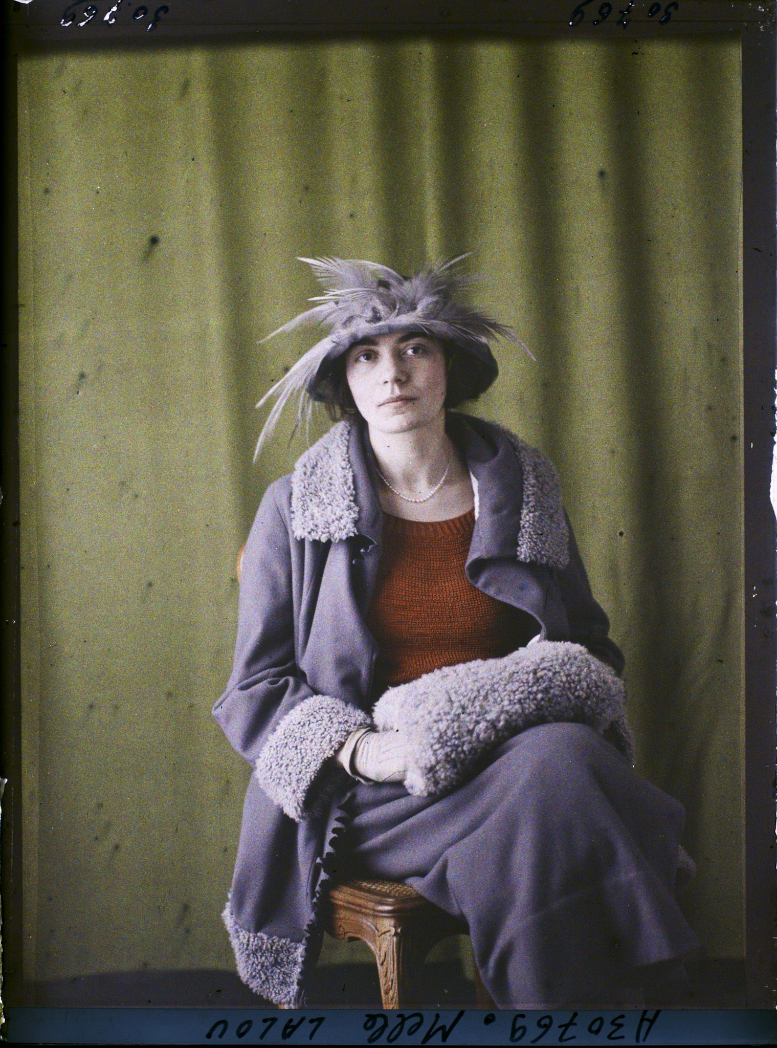 Image représentant https://musee-albert-kahn.s-museum.fr/home/NWQ2OTAwYzNmYjZlZTk1ZWQwODJmMjY4L2dlbmVyaWMtbm90aWNlLXRhYi9hdXRob3JpdHkvNjE3YTc5ZjVjZjhiODk2OGIzMzM3ZDIx/5d6900c3fb6ee95ed082f268/generic-notice-tab/authority/617a79ebcf8b8968b33370a6 Mademoiselle Lalou