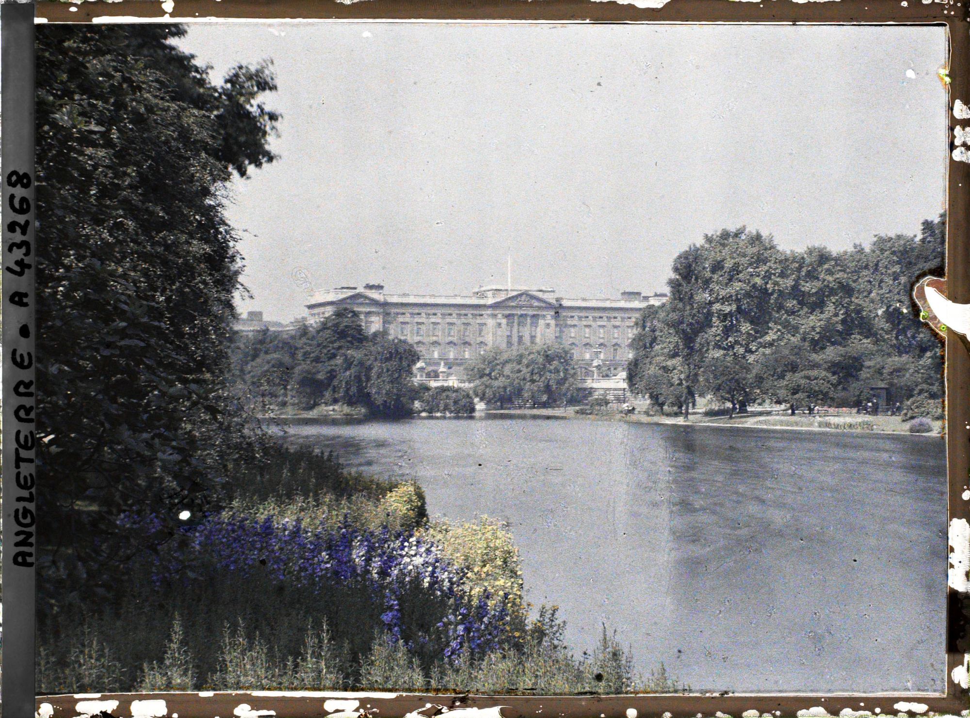 Image représentant Le Saint James Parc et Buckingham palace
