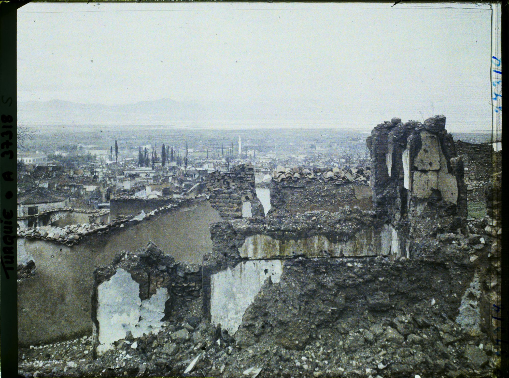 Image représentant Turquie, Magnesie, Panorama sur le Centre de la Ville vers le N.E.