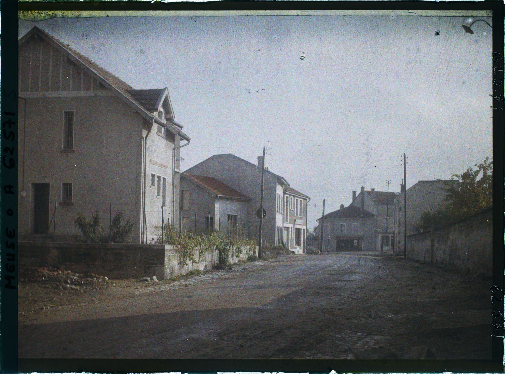 Image représentant Meuse, Clermont-en-Argonne, Route des Islettes