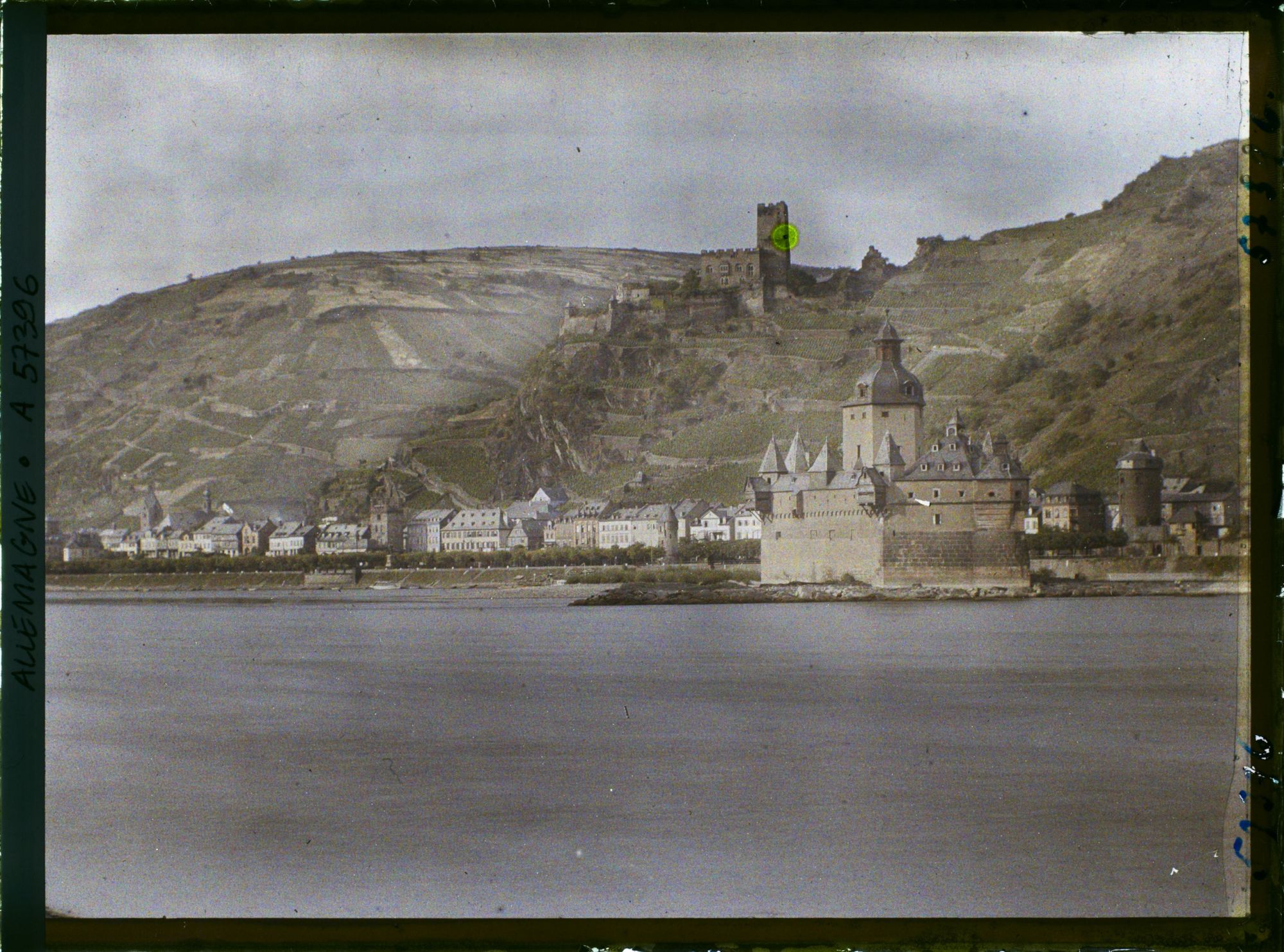 Image représentant Bords du Rhin, Caub, Vues diverses