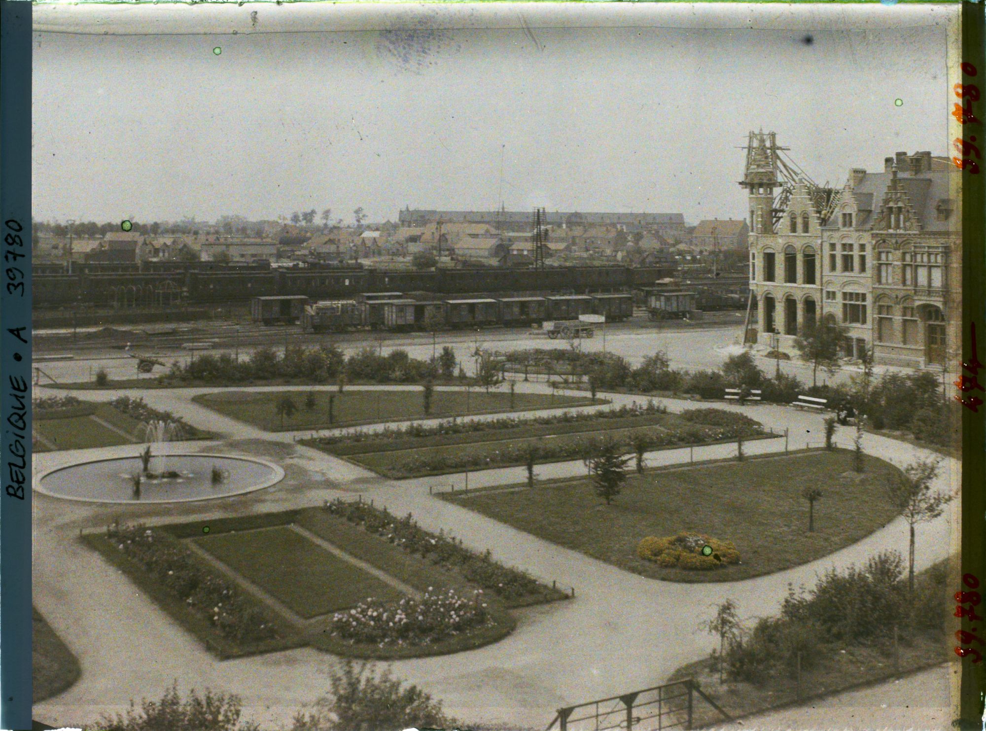 Image représentant Belgique, Ypres, Vue Générale de la Place de la Gare