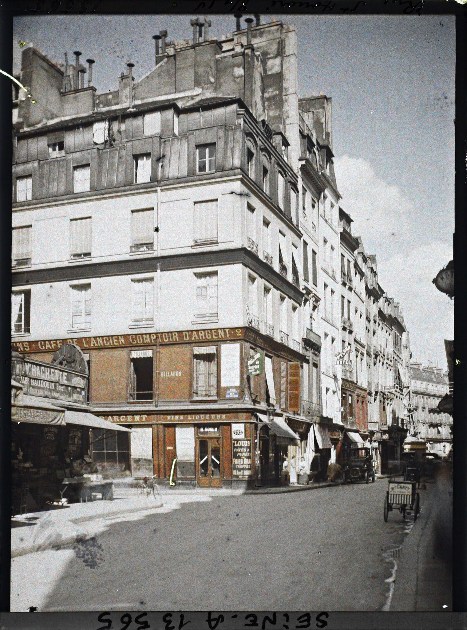 Image représentant Angle de le rue St-Honoré et de la rue Vauvilliers