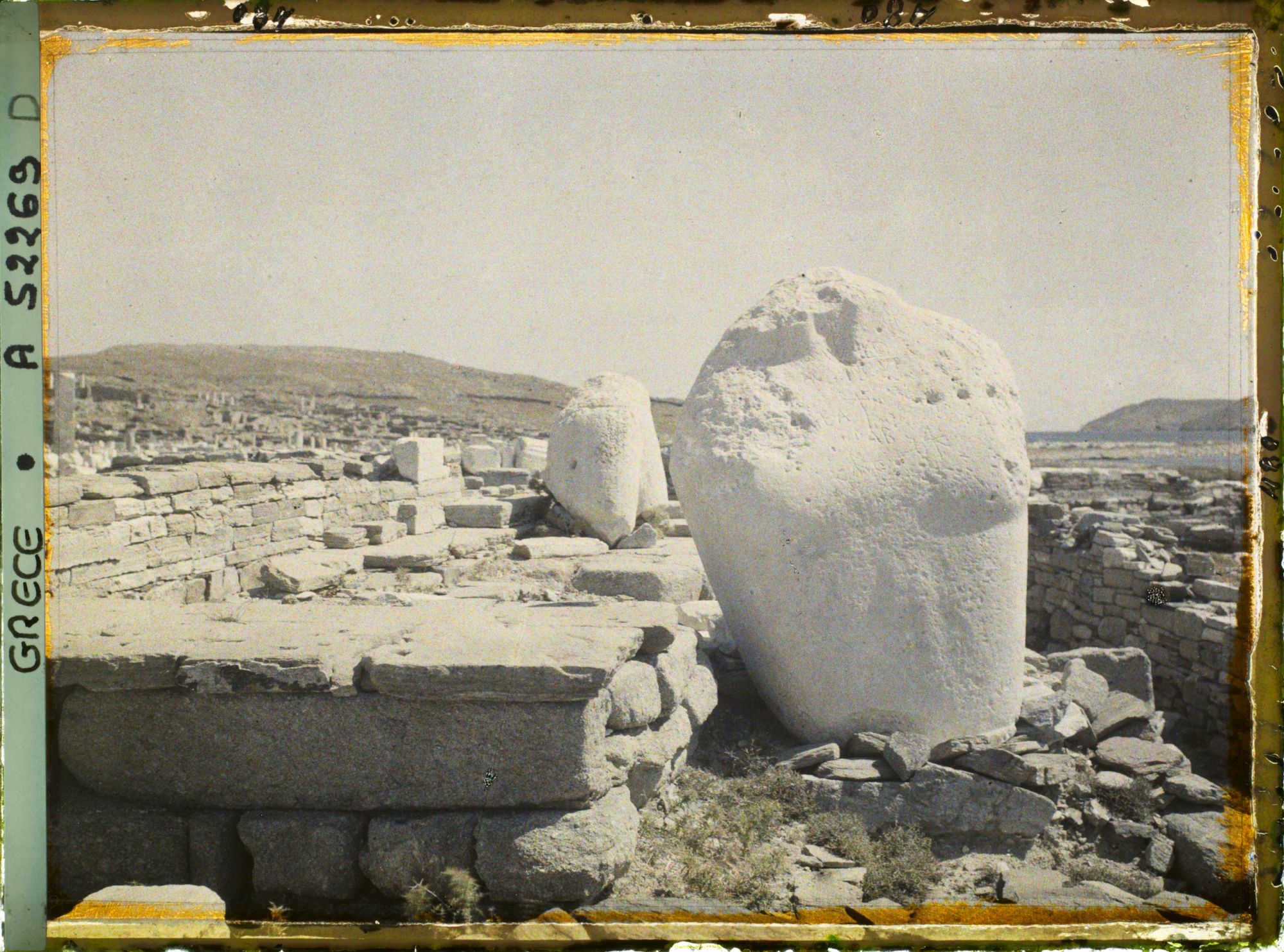Image représentant Fragment de la Statue d'Apollon