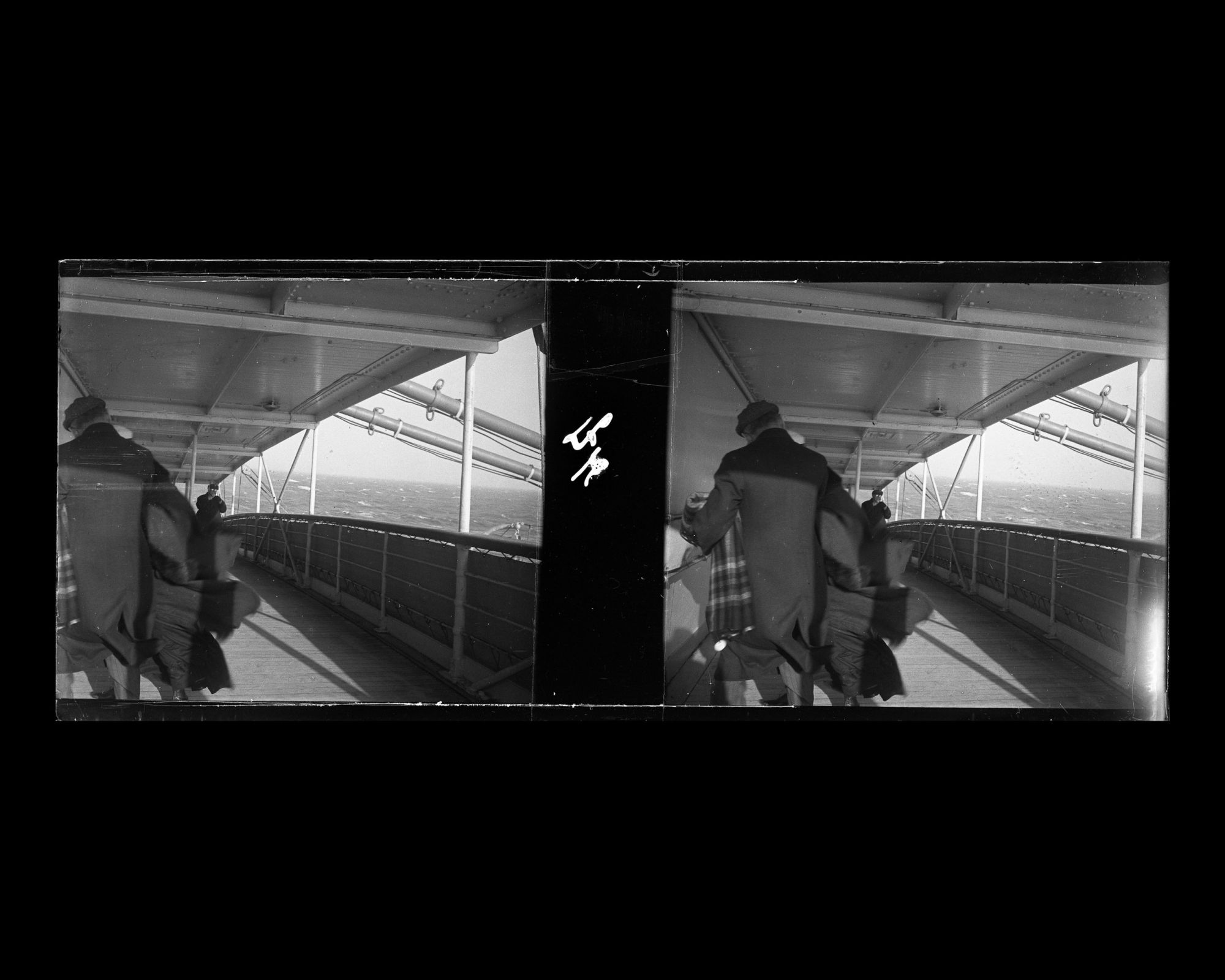 Image représentant Passagers sur une coursive des 1eres classes