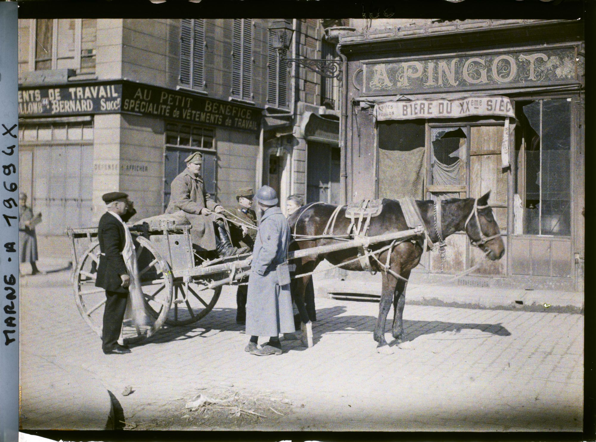 Image représentant Russe au ravitaillement
