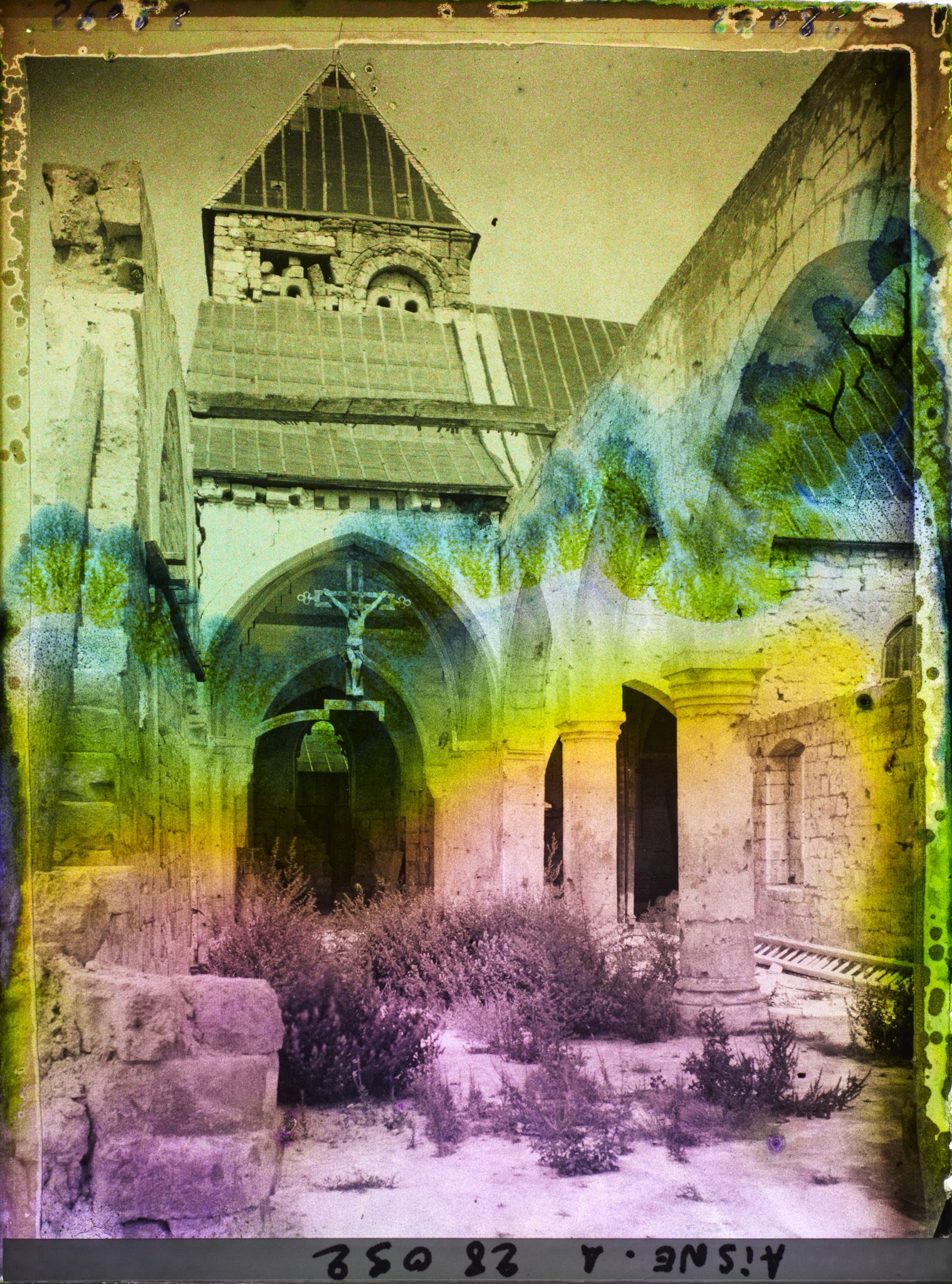 Image représentant France, Coucy-la-Ville, Intérieur de l'Eglise