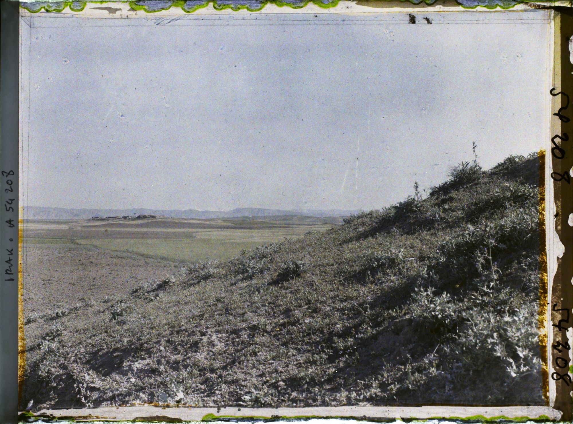 Image représentant Le village actuel vu du grand tell