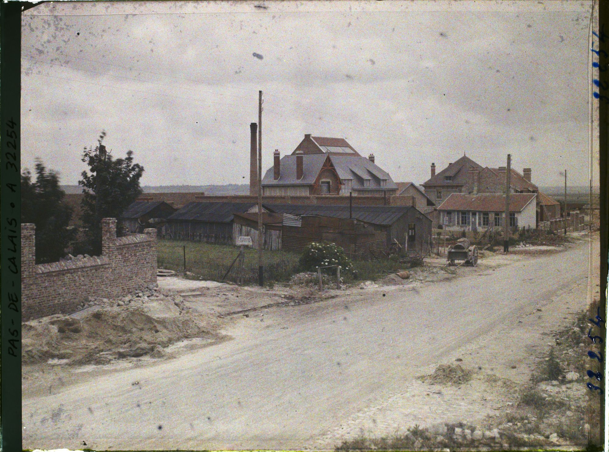 Image représentant France, Petit-Vimy, Reconstruction d'une brasserie