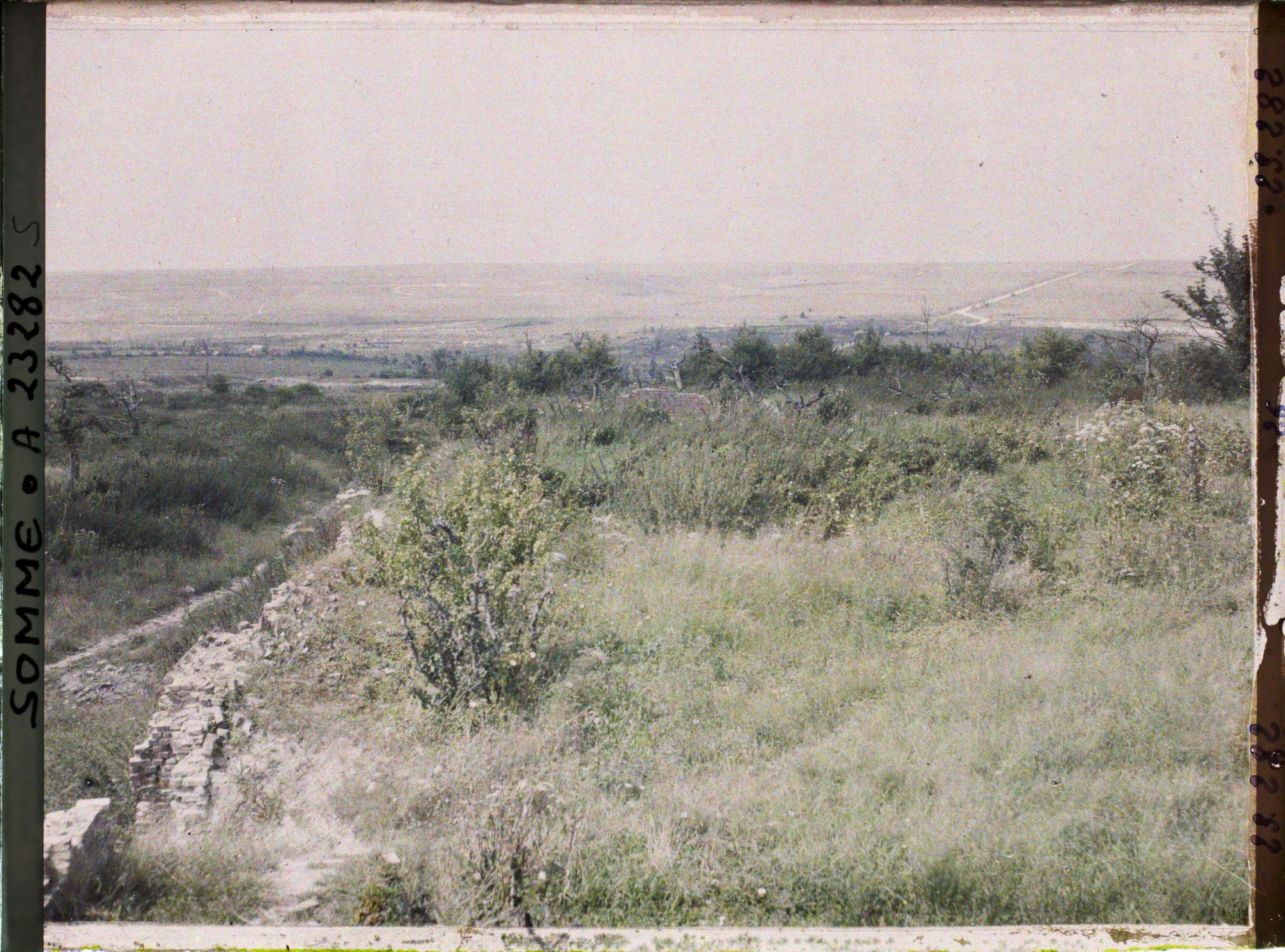 Image représentant France, Mt St Quentin, Panorama près du Mt St Quentin vers Feuillancourt et le Canal du Nord