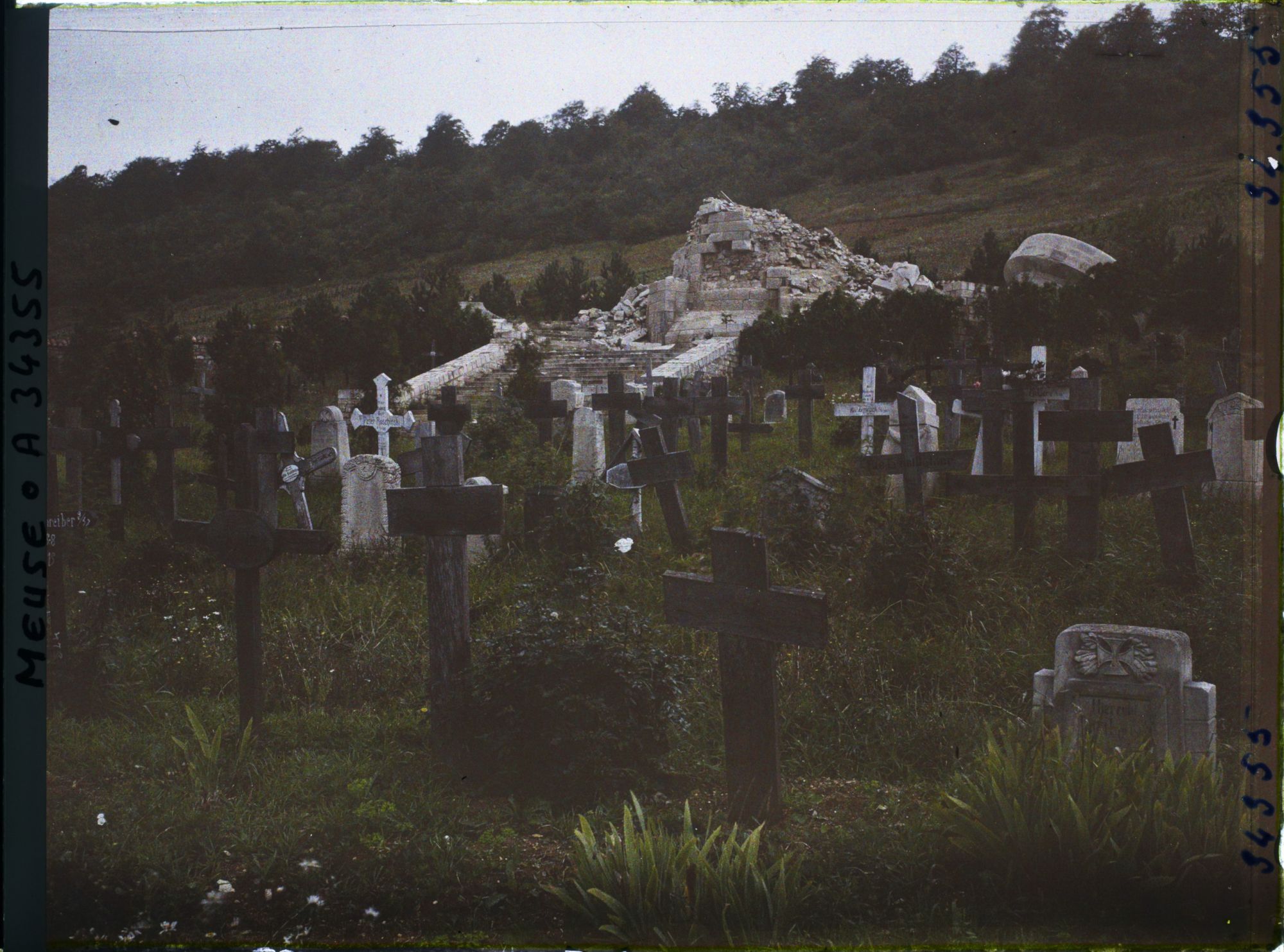Image représentant France, Viéville, Cimetière Allemand