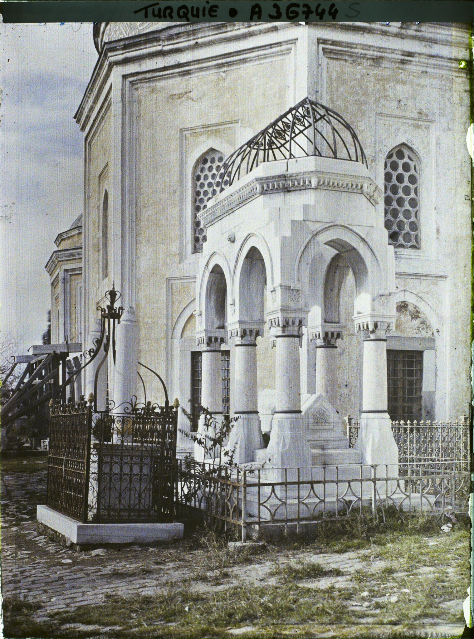Image représentant Turquie, Constantinople, Tombeau à la Mosquée