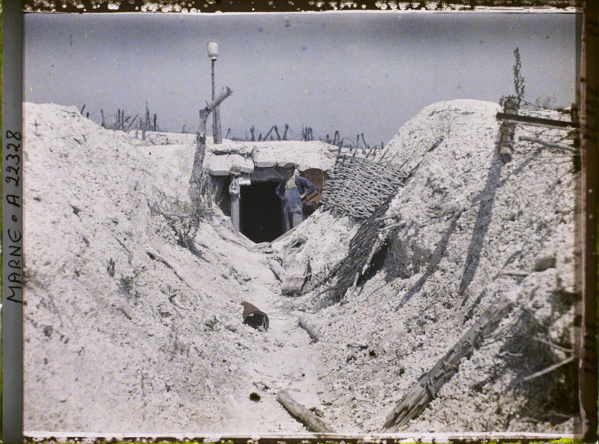 Image représentant France, Mt Cornillet, L'entrée du tunnel
