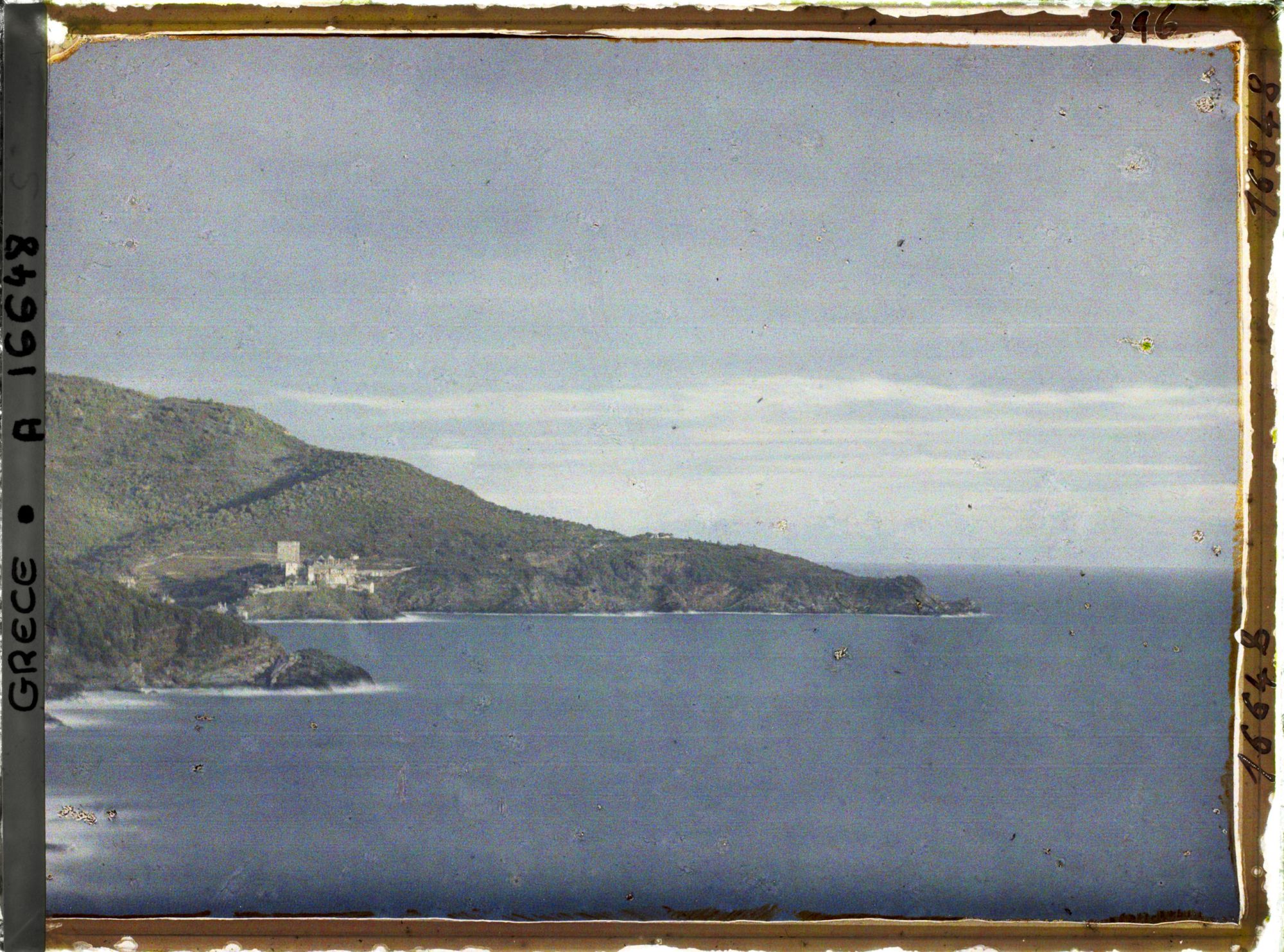 Image représentant Turquie, Mont Athos, Panorama sur Pantokrator, au fond, on aperçoit l'île de Thasos