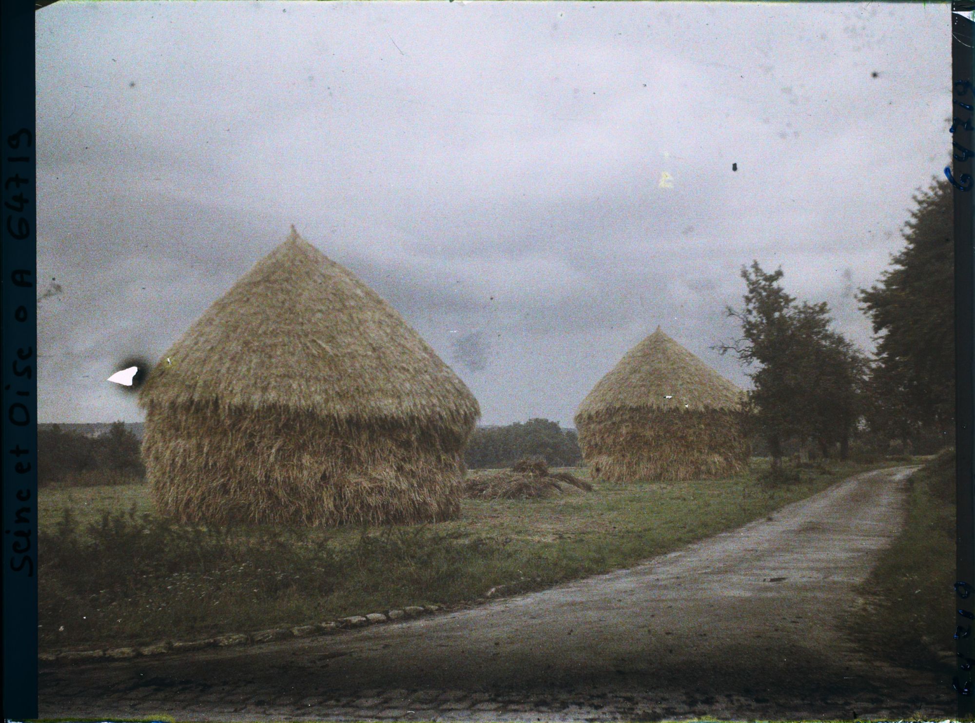 Image représentant Ile de France, Maffliers, Les mêmes après diffusion de lumiere